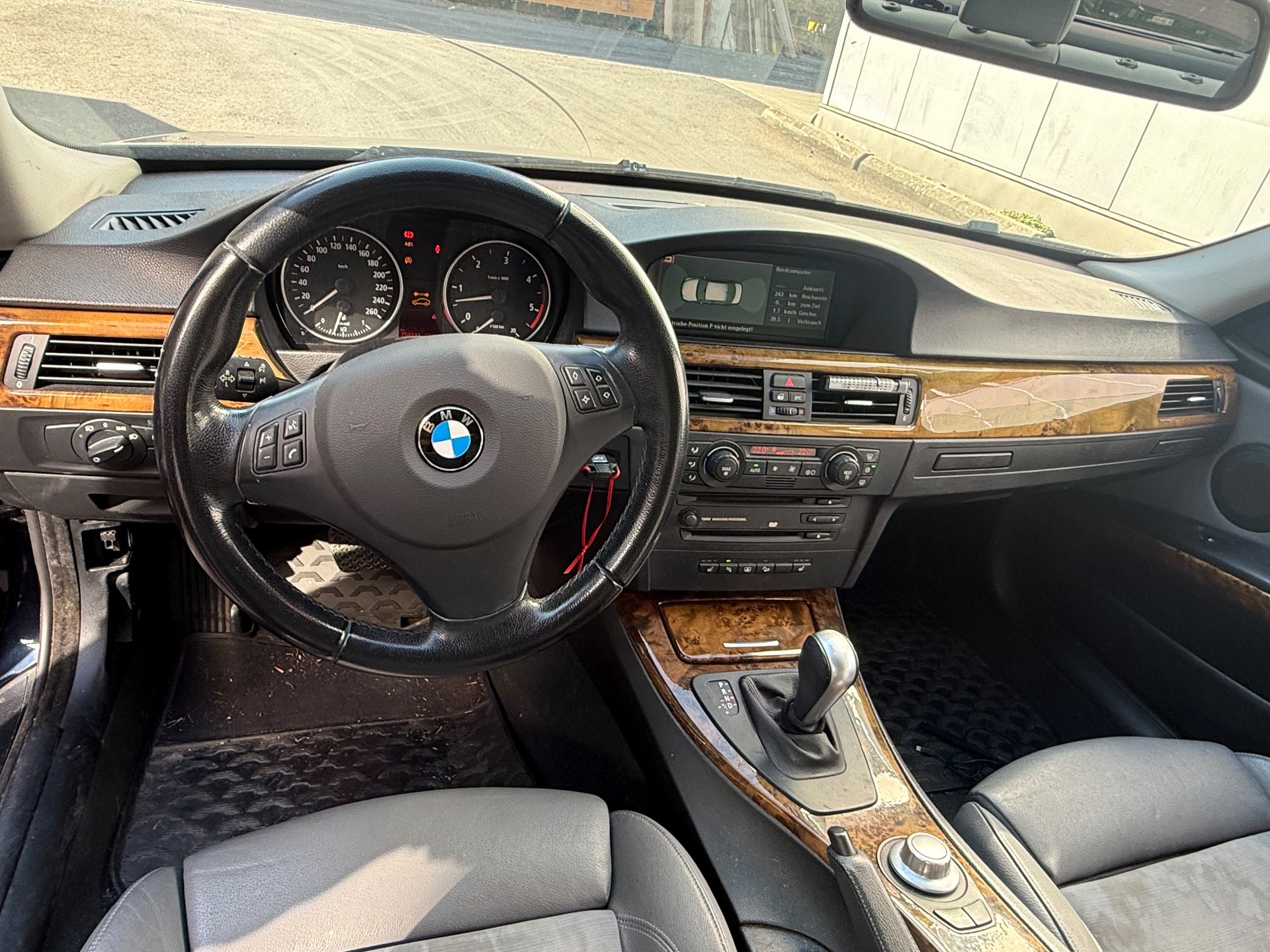 BMW 330xd-image-3