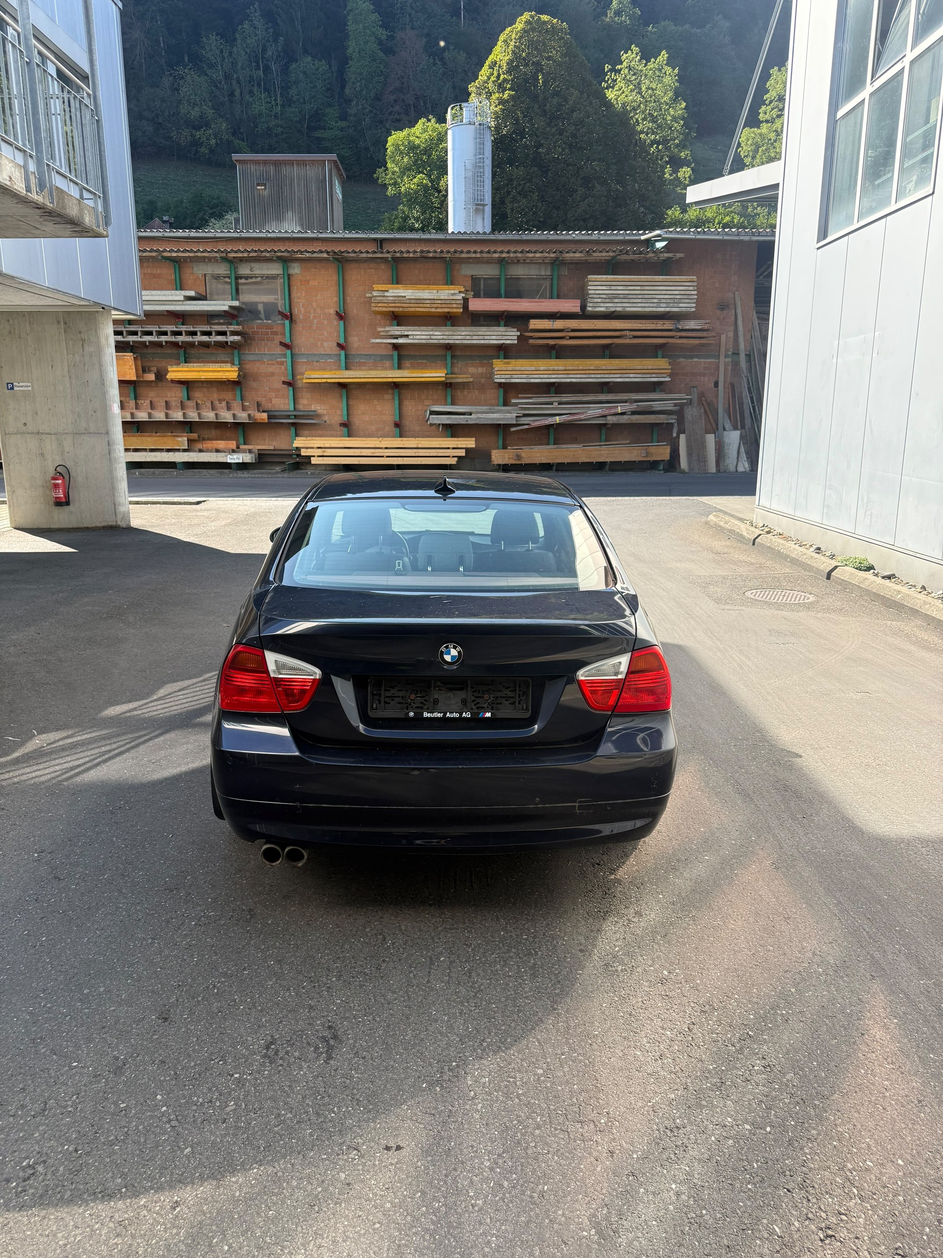 BMW 330xd-image-4