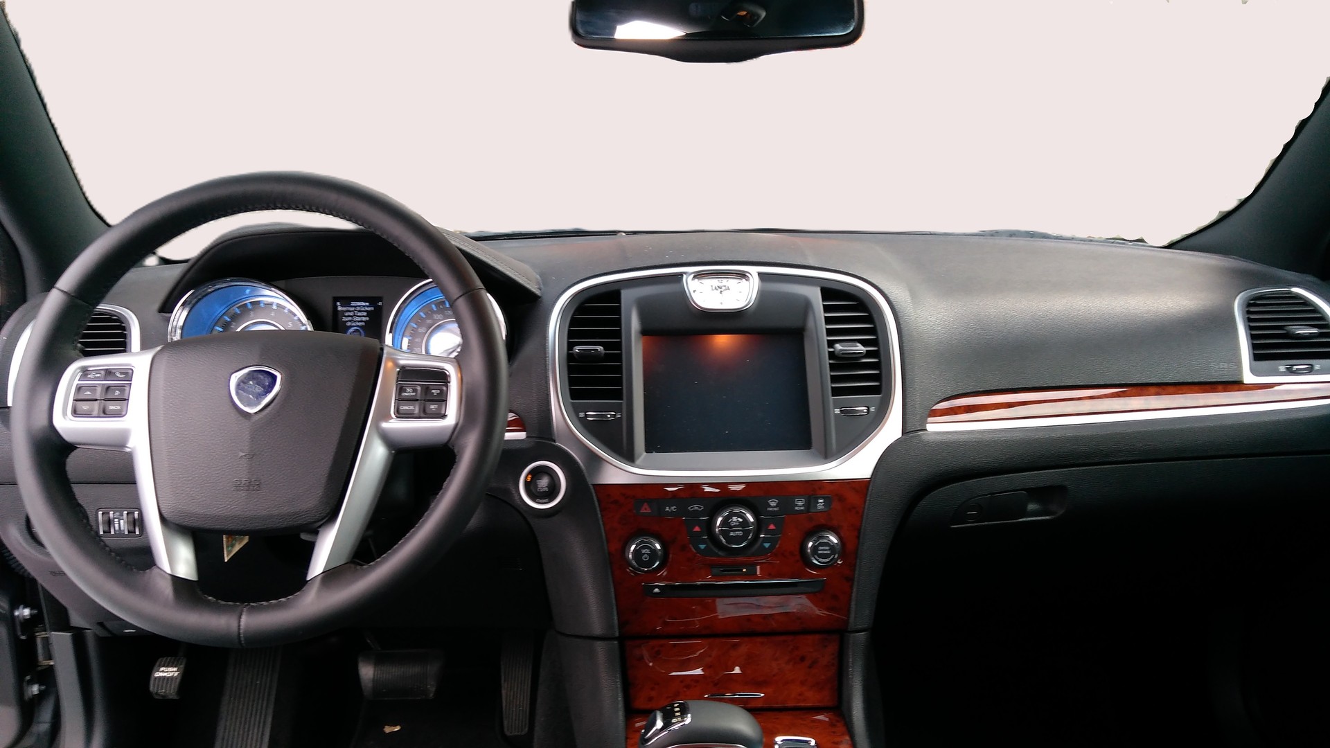 LANCIA THEMA 3.6-image-7