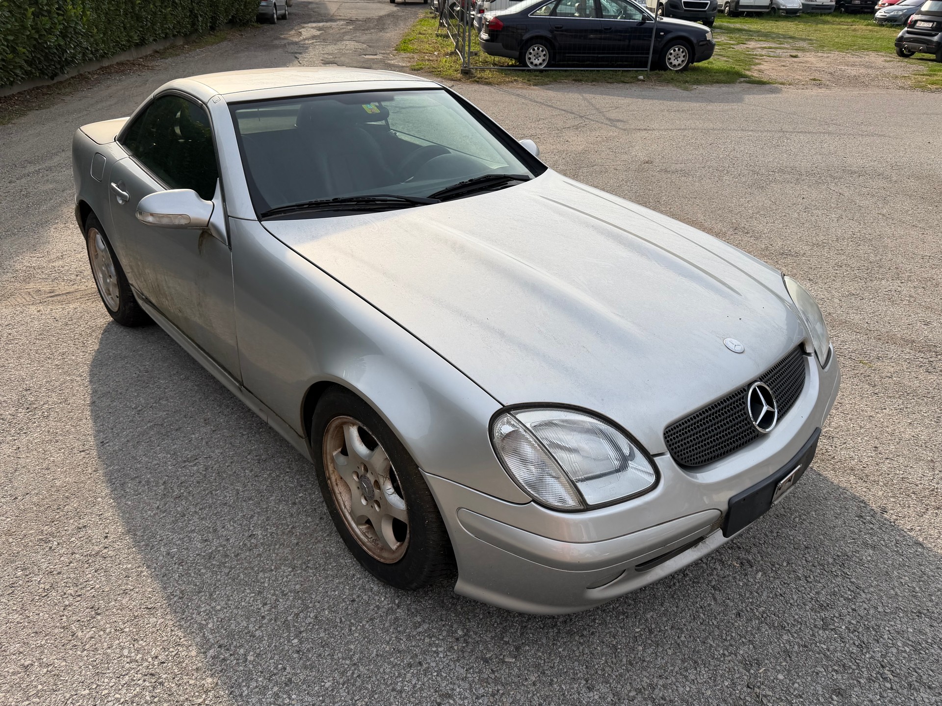 MERCEDES-BENZ SLK 230