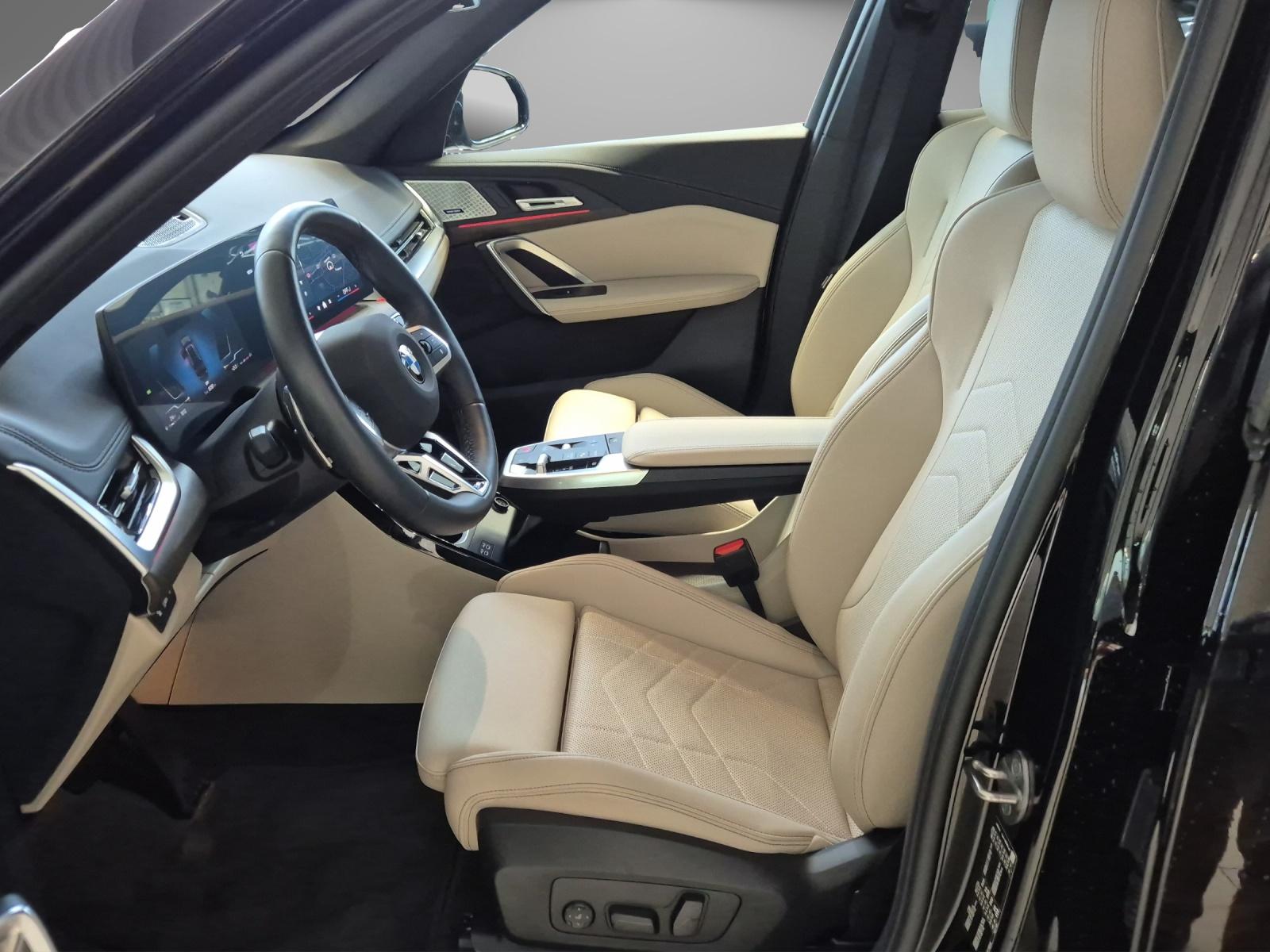 BMW X1 U11 18i sDrive paddles-image-5