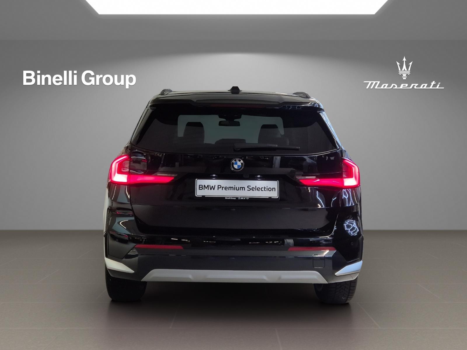 BMW X1 U11 18i sDrive paddles-image-12