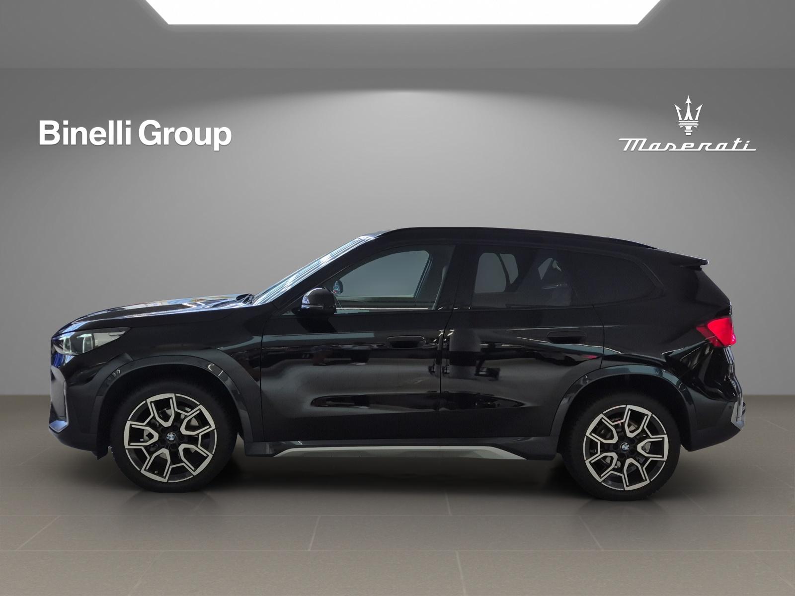 BMW X1 U11 18i sDrive paddles-image-2