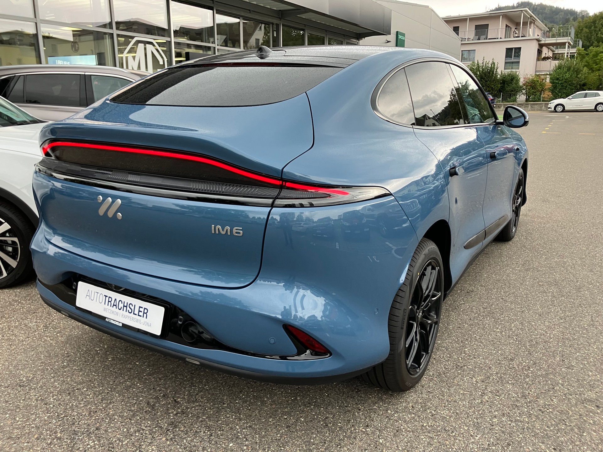MG IM6 EV 100kWh Performance 20 AWD-image-3