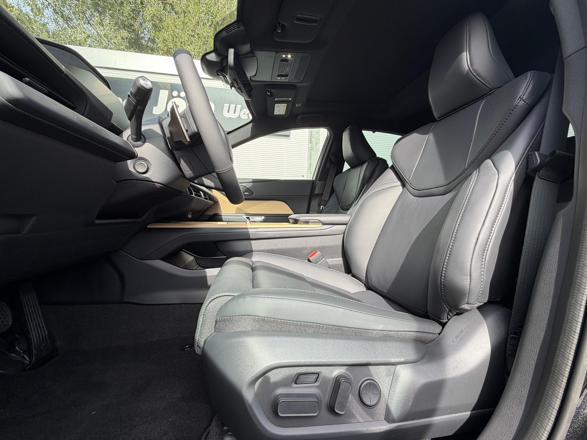 LEXUS ES 350e Excellence-image-9