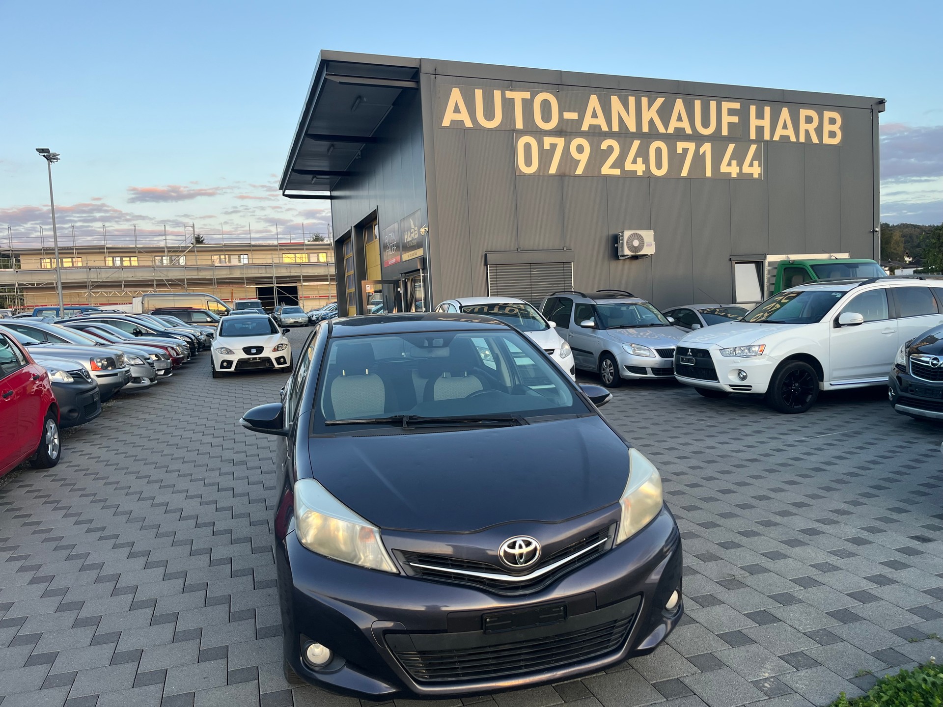 TOYOTA Yaris 1.33 Linea Sol-image-1