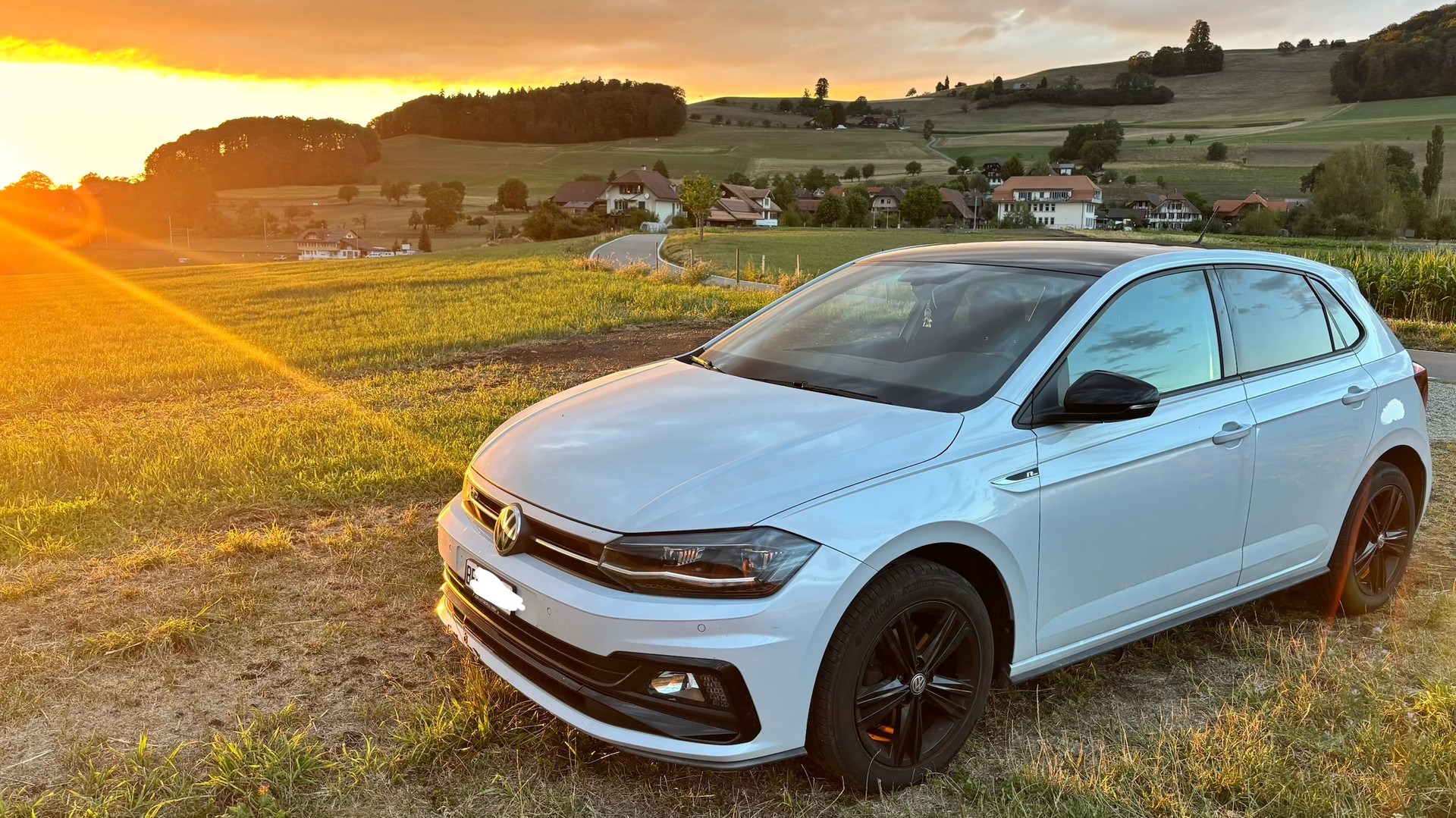 VW 1.5 TSI Comfortline DSG R-Line-image-1