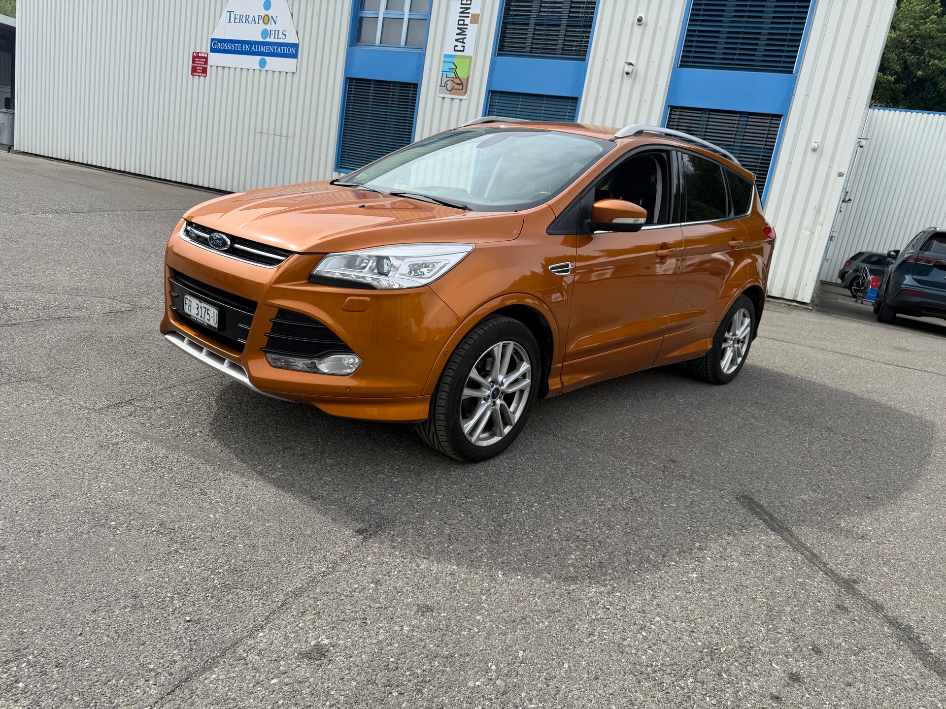 FORD Kuga 1.5 SCTi Carving 2WD-image-6