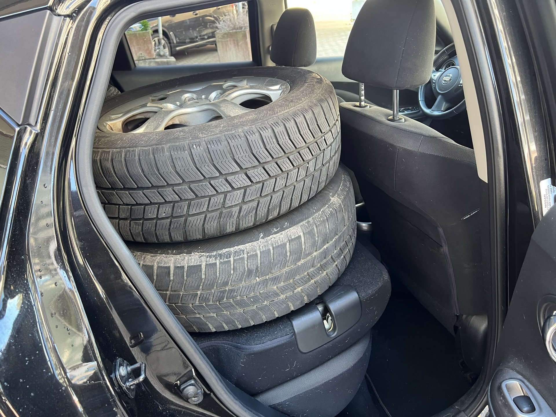 NISSAN Juke 1.6 DIG-T tekna 4x4 Xtronic M-CVT-image-18