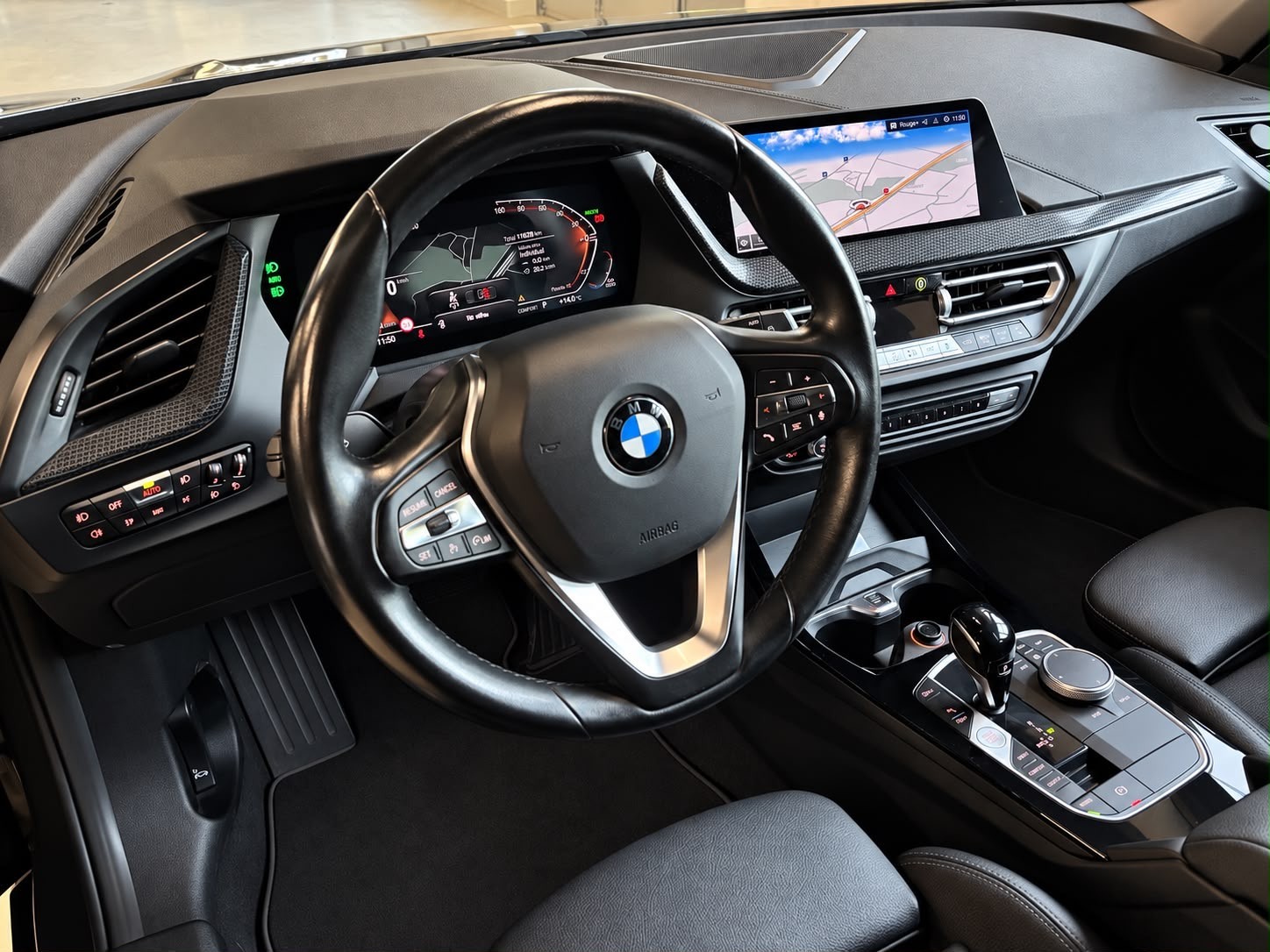 BMW 118i Steptronic-image-12
