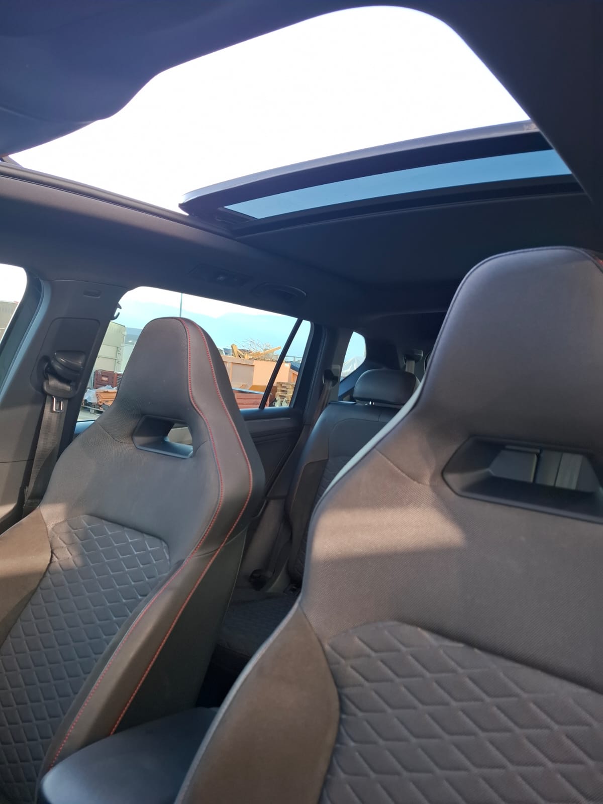 SEAT 2.0 TSI Hola FR 4Drive DSG-image-5