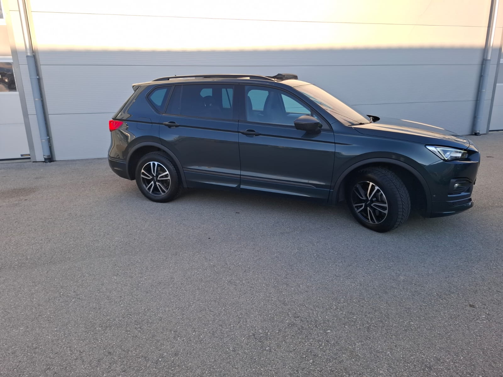 SEAT 2.0 TSI Hola FR 4Drive DSG-image-2