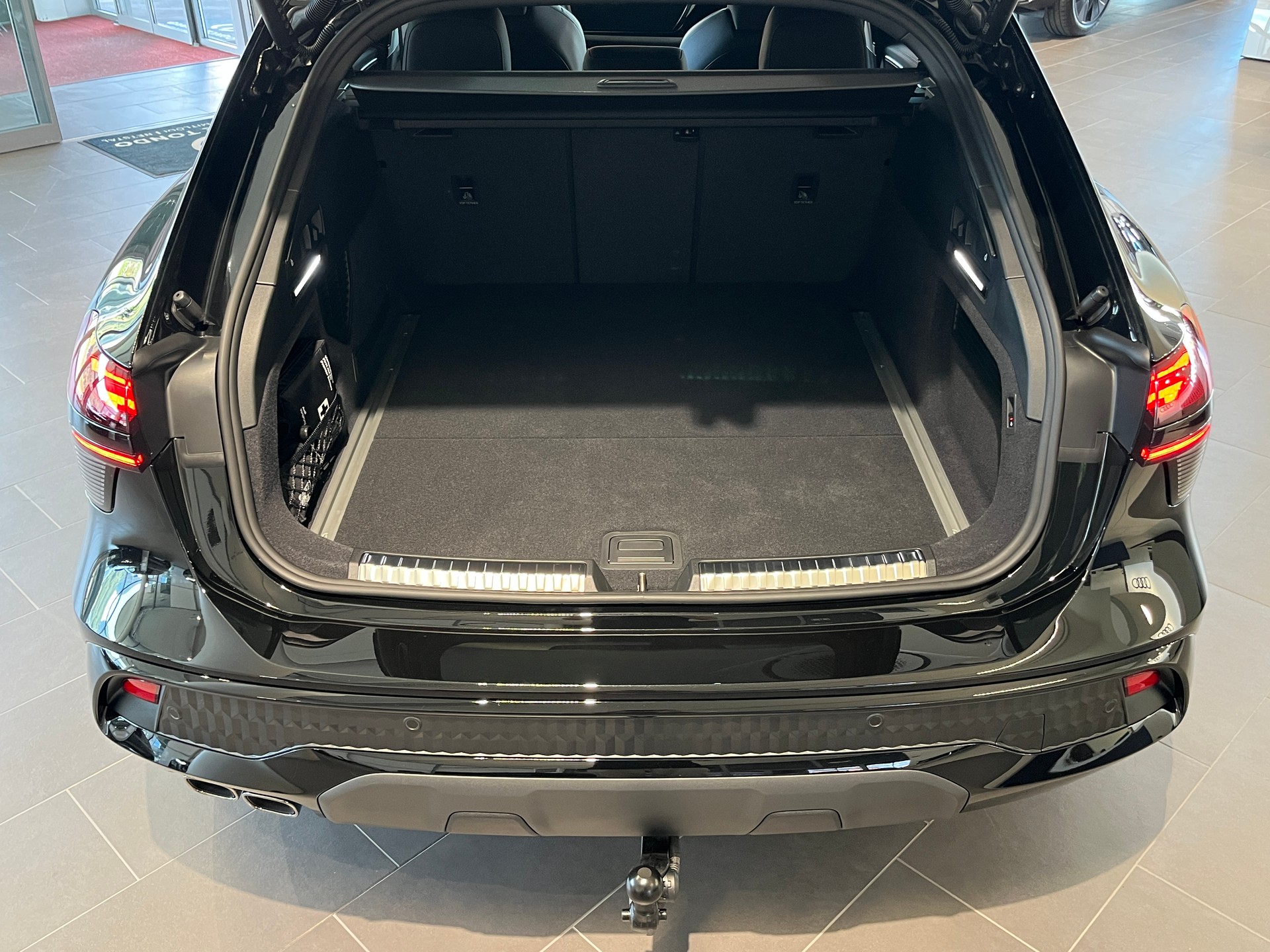 AUDI A6 Allroad 3.0 TDI quattro S-Tronic-image-7