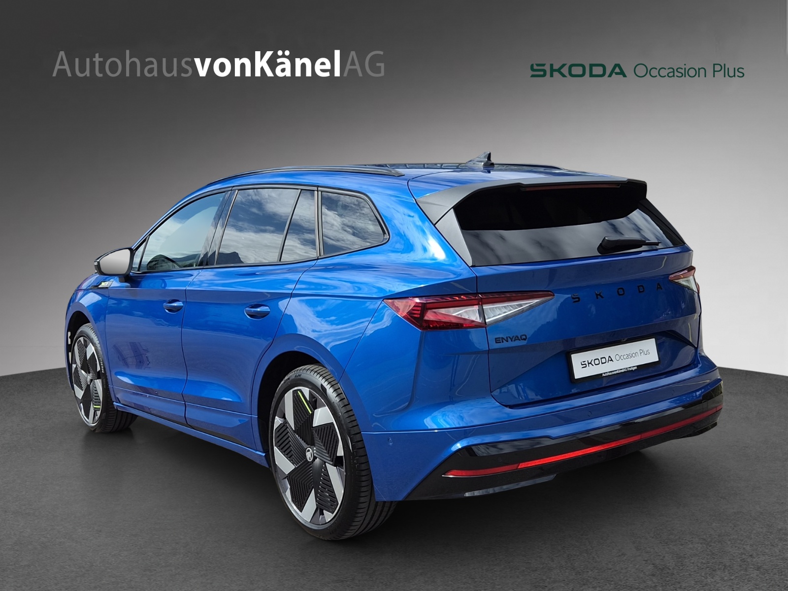 SKODA Enyaq 4x4 RS-image-2