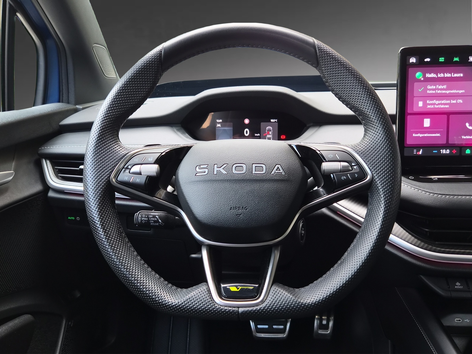 SKODA Enyaq 4x4 RS-image-8