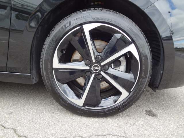 OPEL Astra Sports Tourer 1.2 Turbo Hybrid GS-image-3