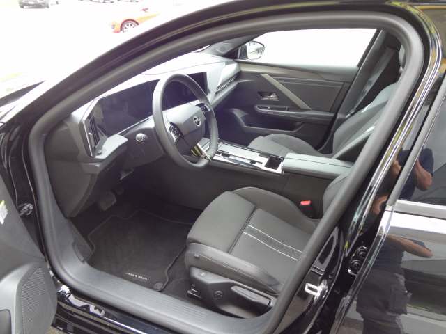 OPEL Astra Sports Tourer 1.2 Turbo Hybrid GS-image-8