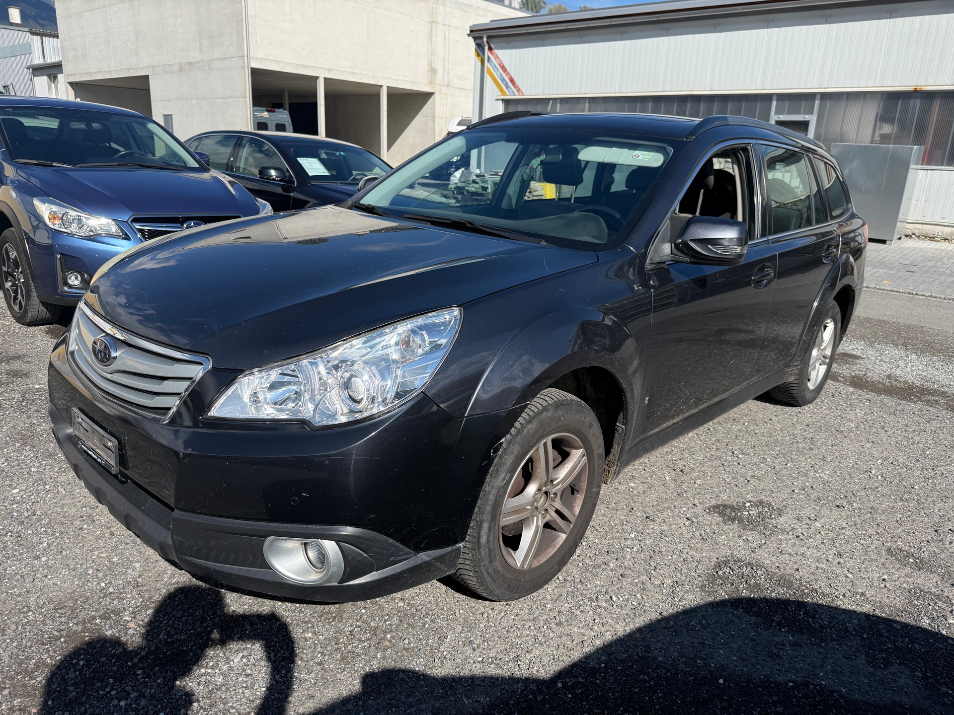 SUBARU Outback 2.5i Swiss AWD Lineartronic-image-10