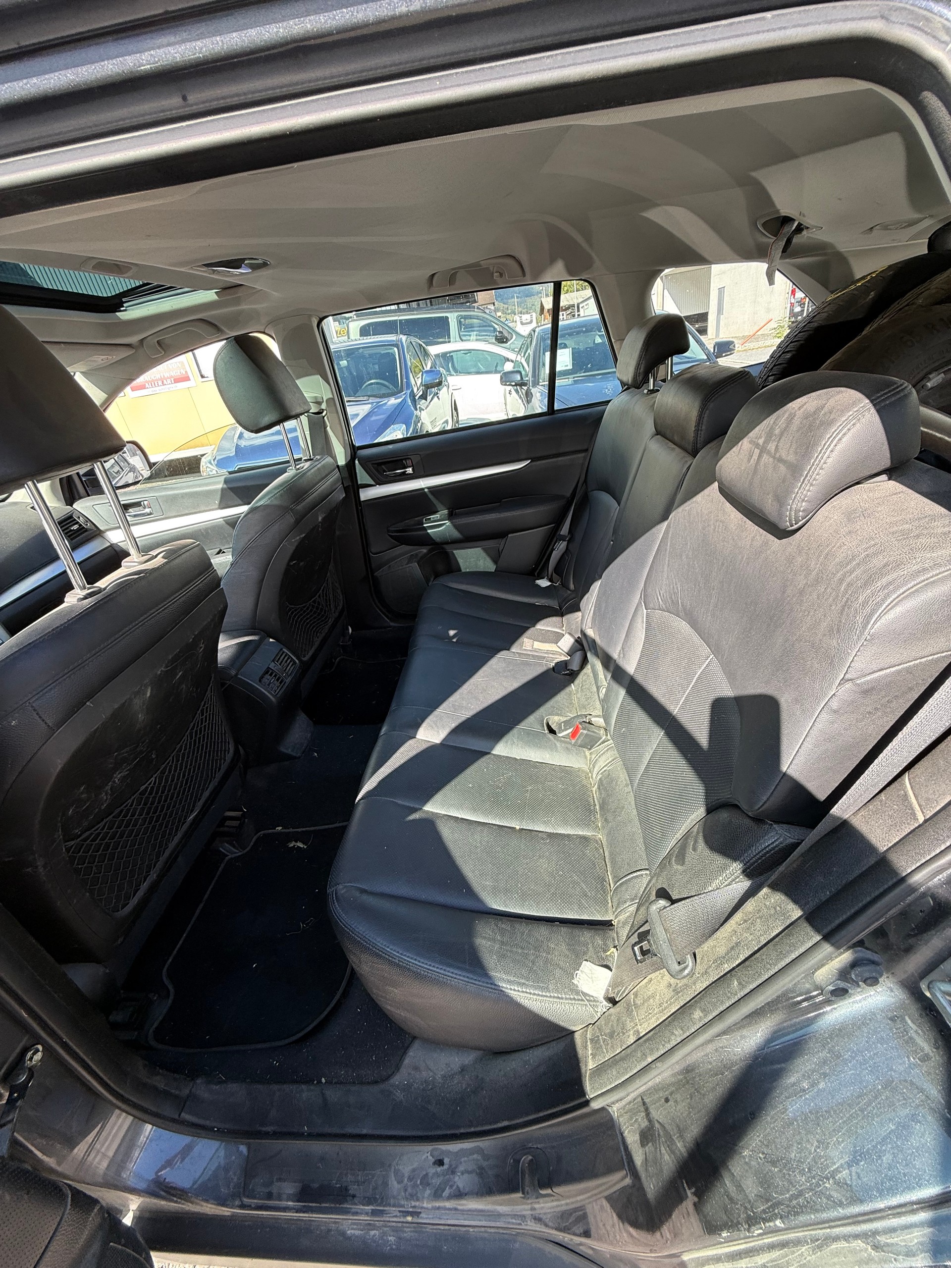 SUBARU Outback 2.5i Swiss AWD Lineartronic-image-6