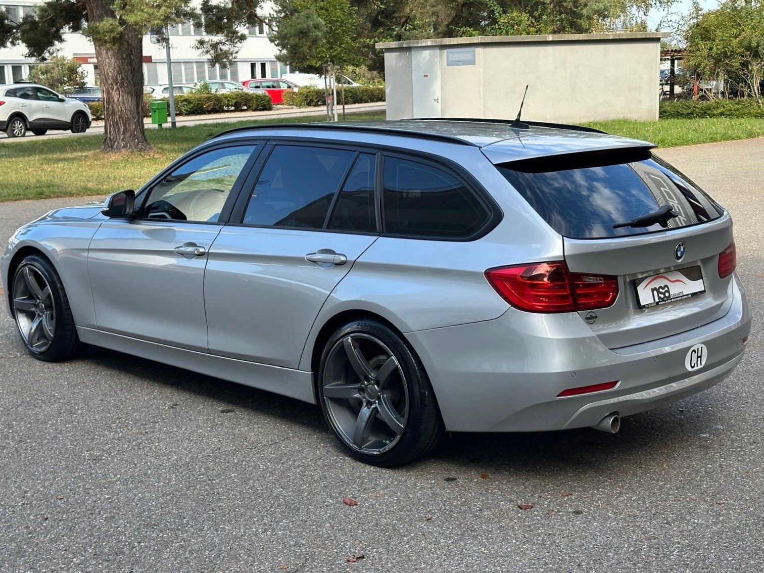 BMW 320d Touring Sport Line Steptronic-image-4