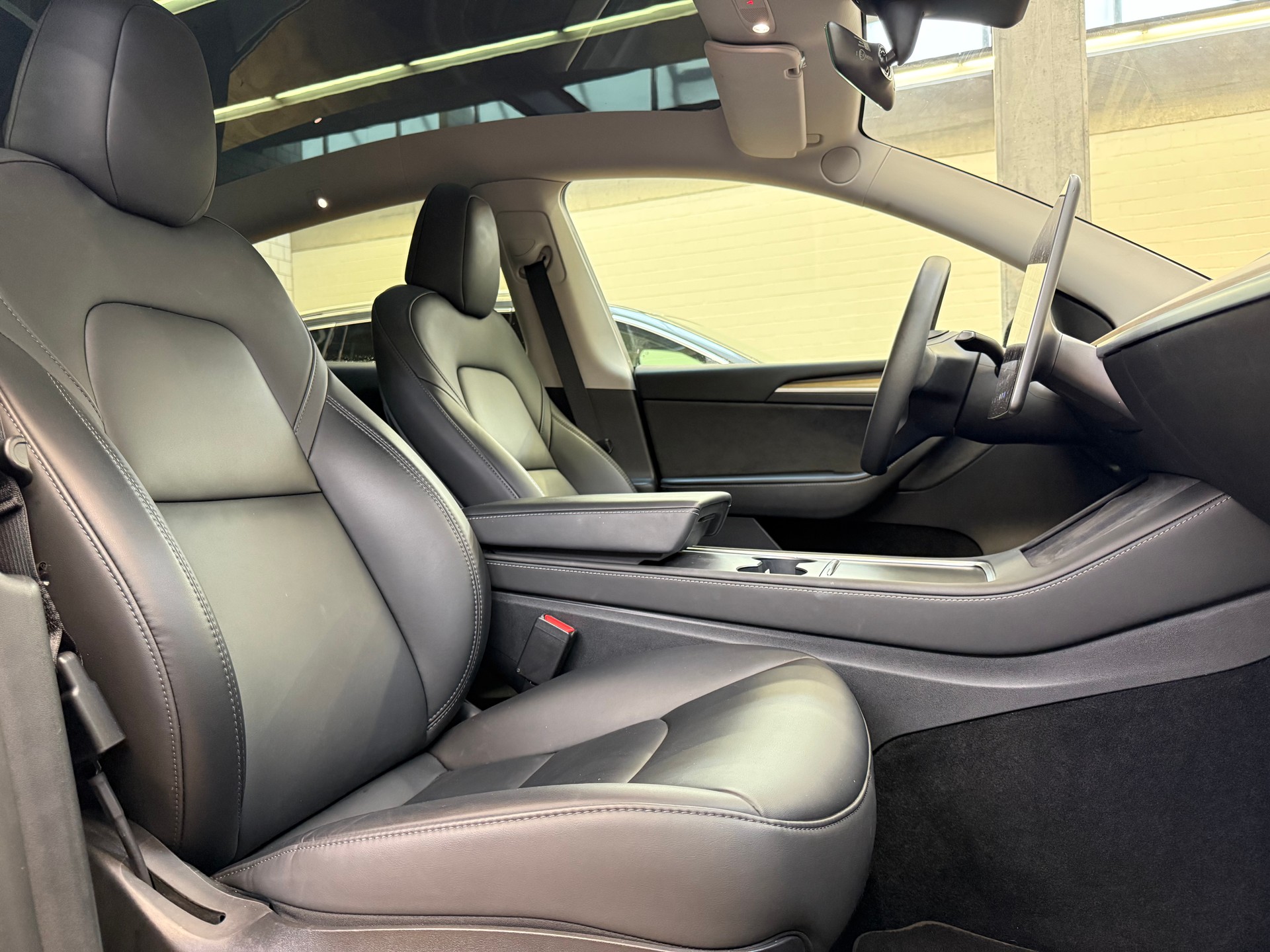 TESLA Model Y Long Range-image-14