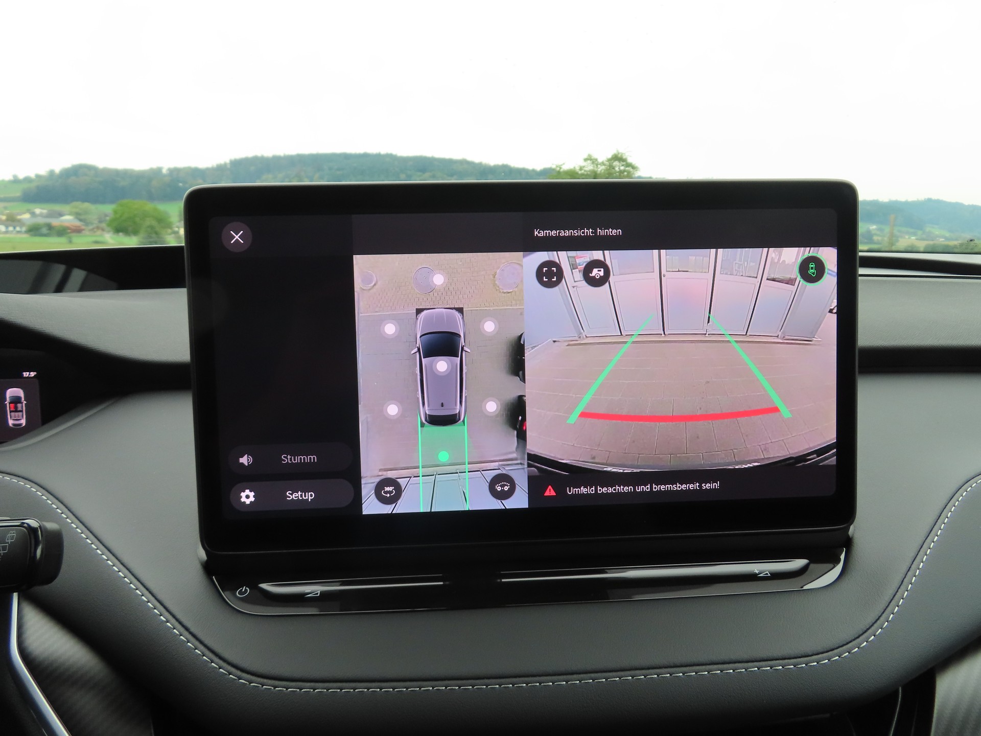 SKODA Elroq 85x Sportline 4x4-image-10