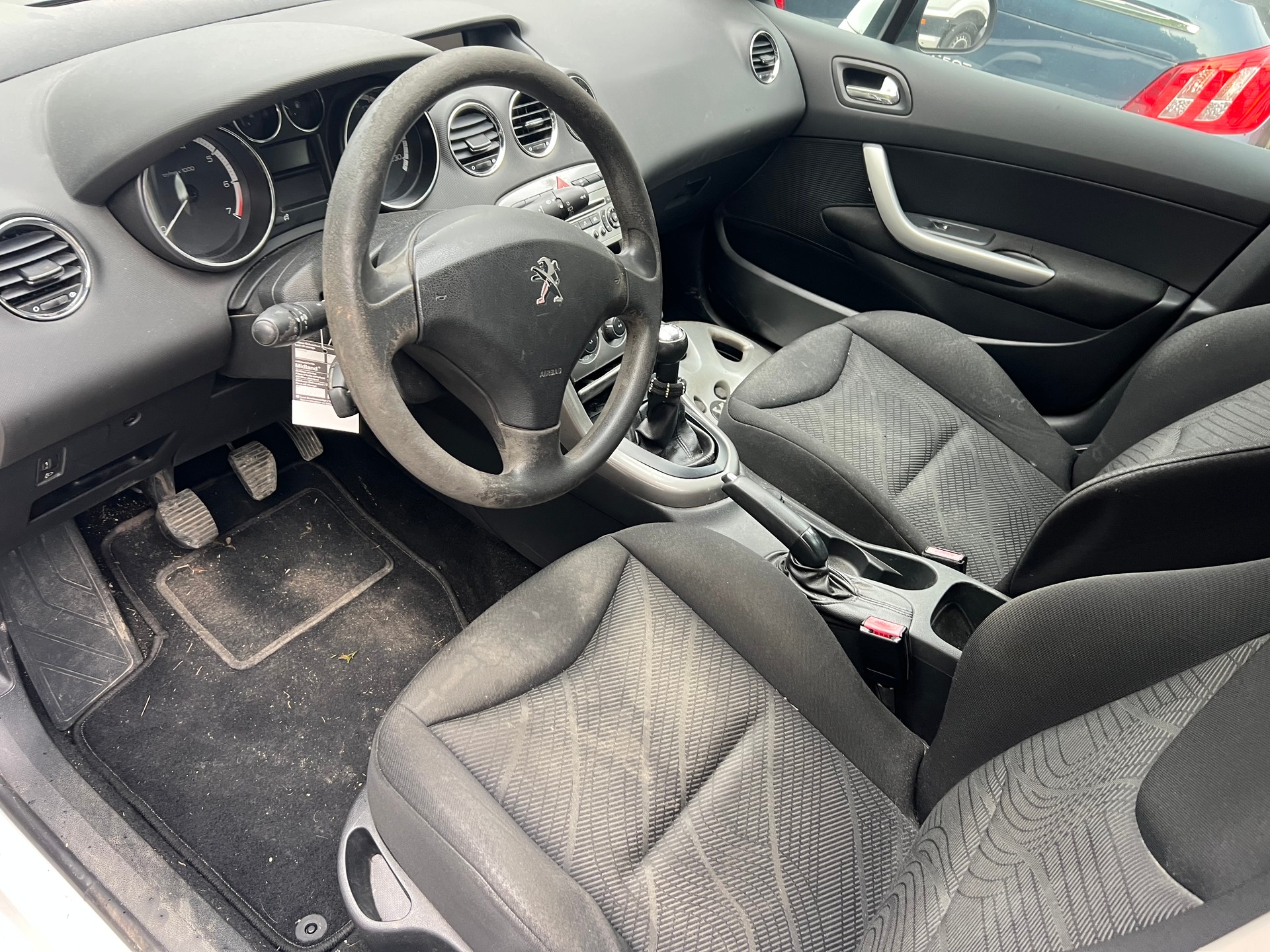 PEUGEOT 308 SW 1.4 16V VTI Access-image-7