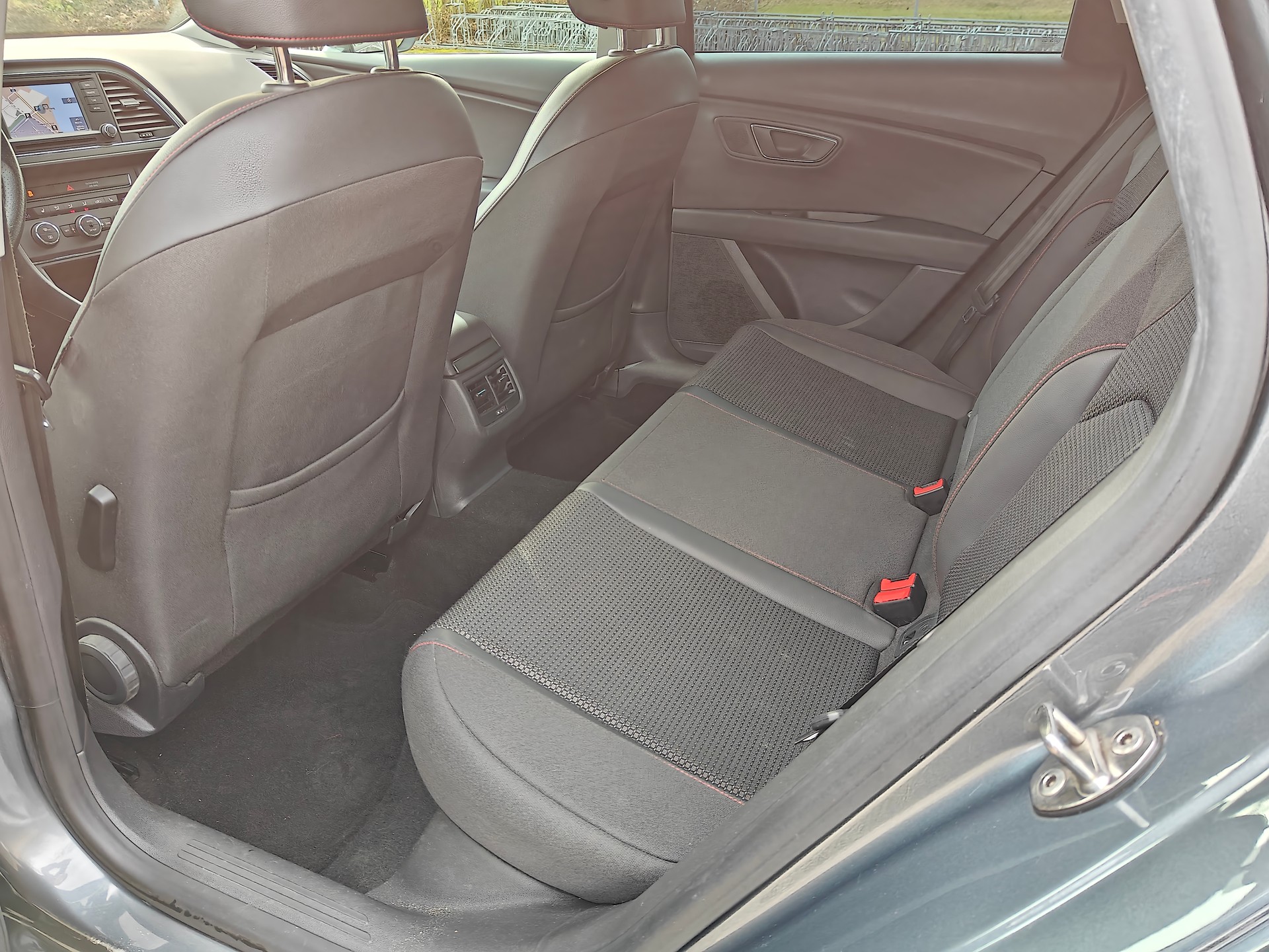 SEAT LEON ST 2.0TDI FR-LINE *184PS*-image-15