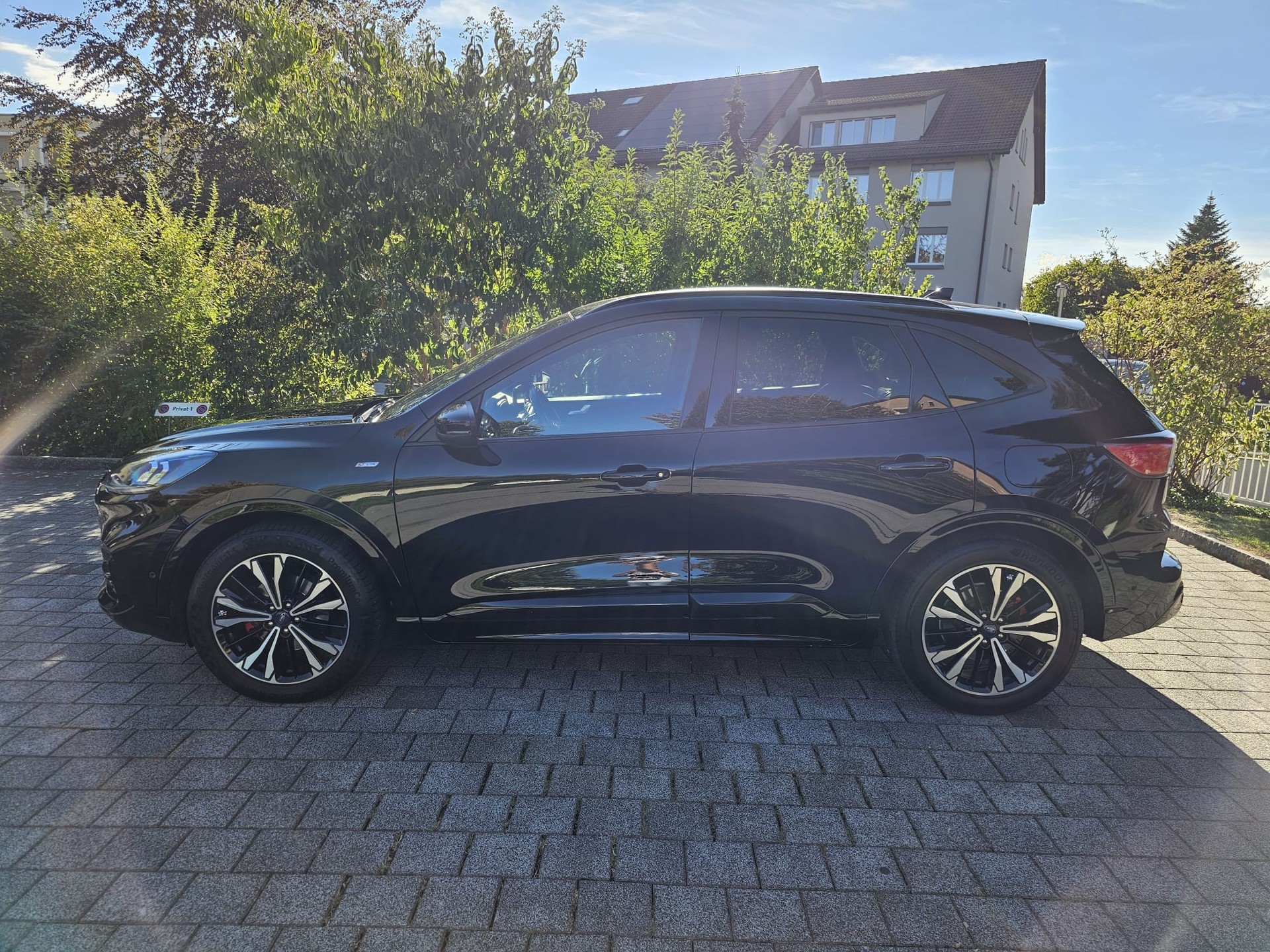 FORD Kuga 2.0 TDCi EcoBlue ST-Line X 4WD-image-15