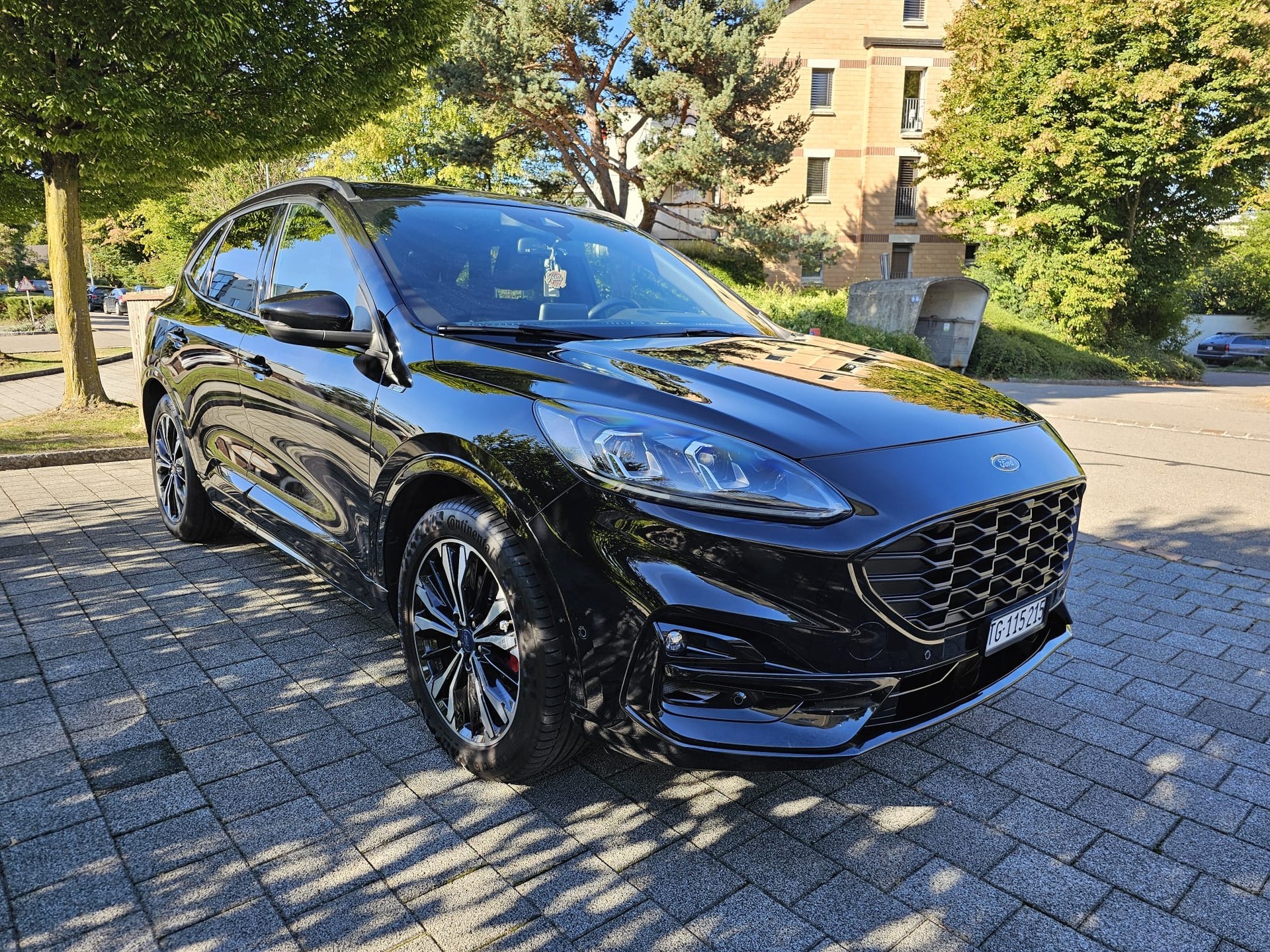 FORD Kuga 2.0 TDCi EcoBlue ST-Line X 4WD-image-2
