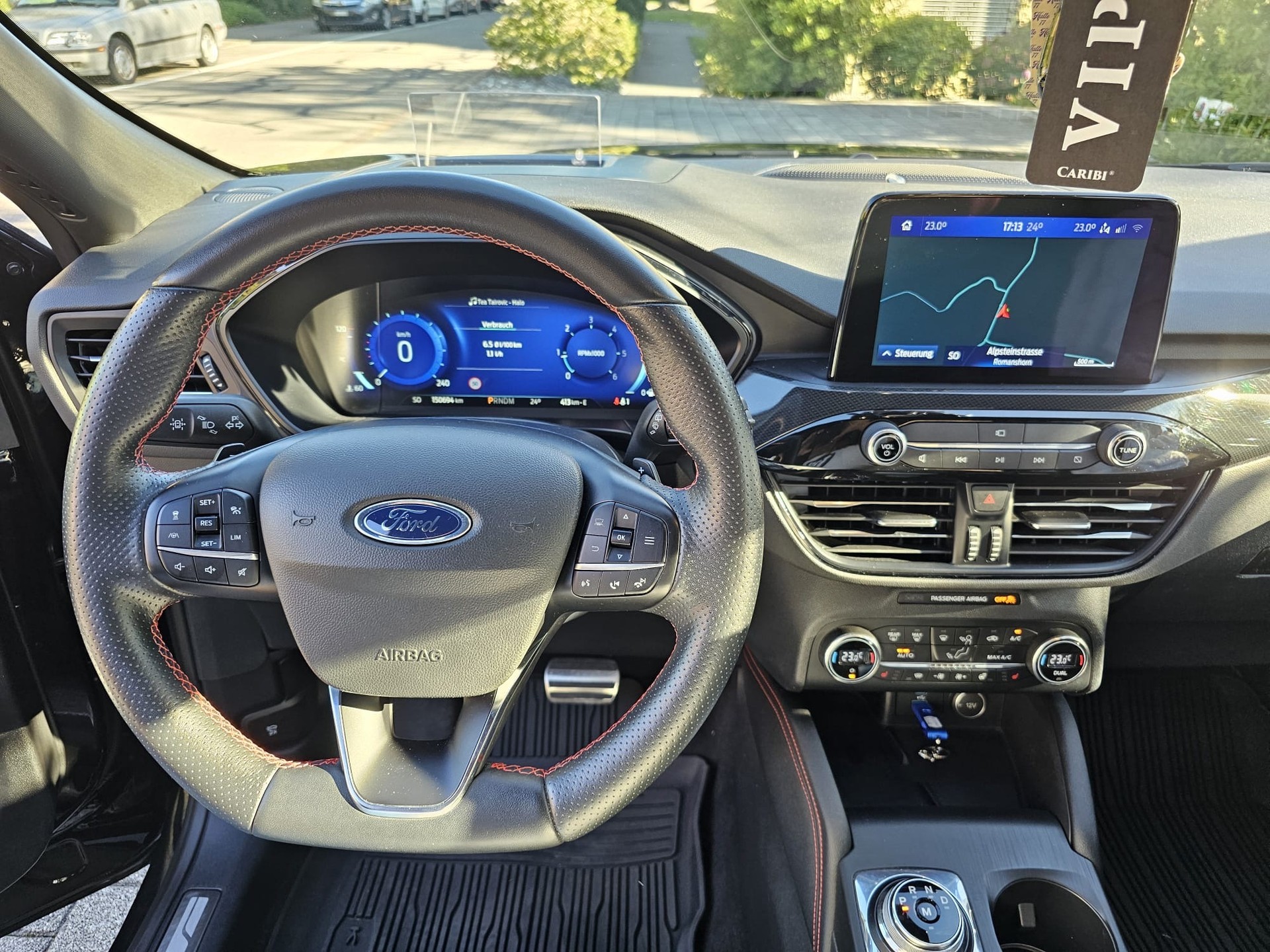 FORD Kuga 2.0 TDCi EcoBlue ST-Line X 4WD-image-5