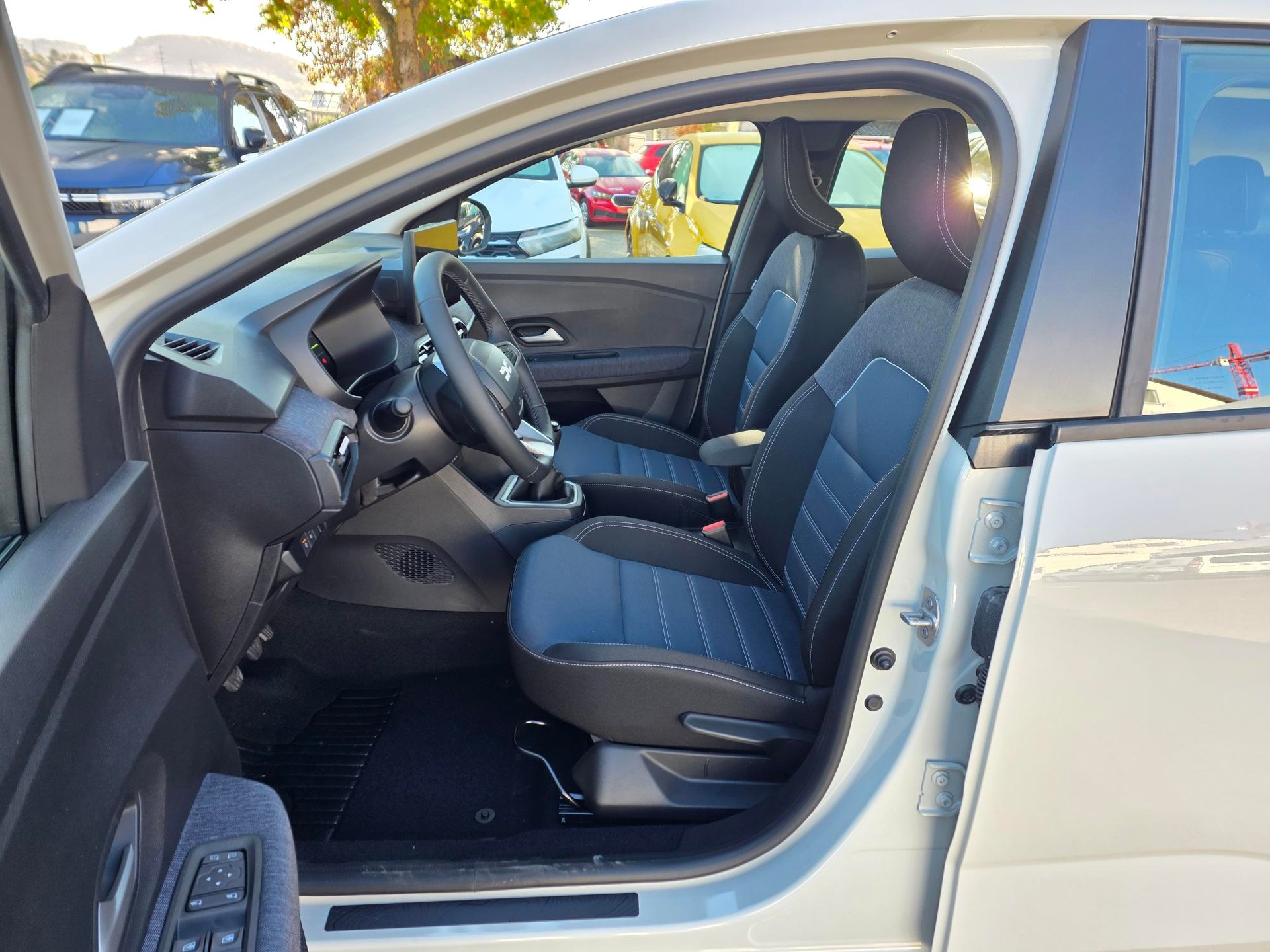 DACIA Sandero 1.0 TCe 100 Journey-image-5