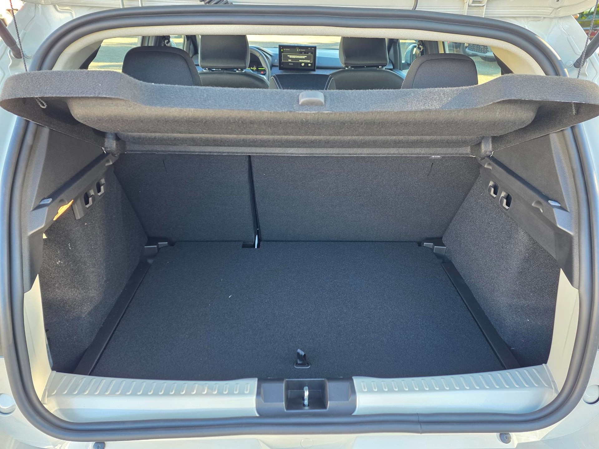 DACIA Sandero 1.0 TCe 100 Journey-image-9