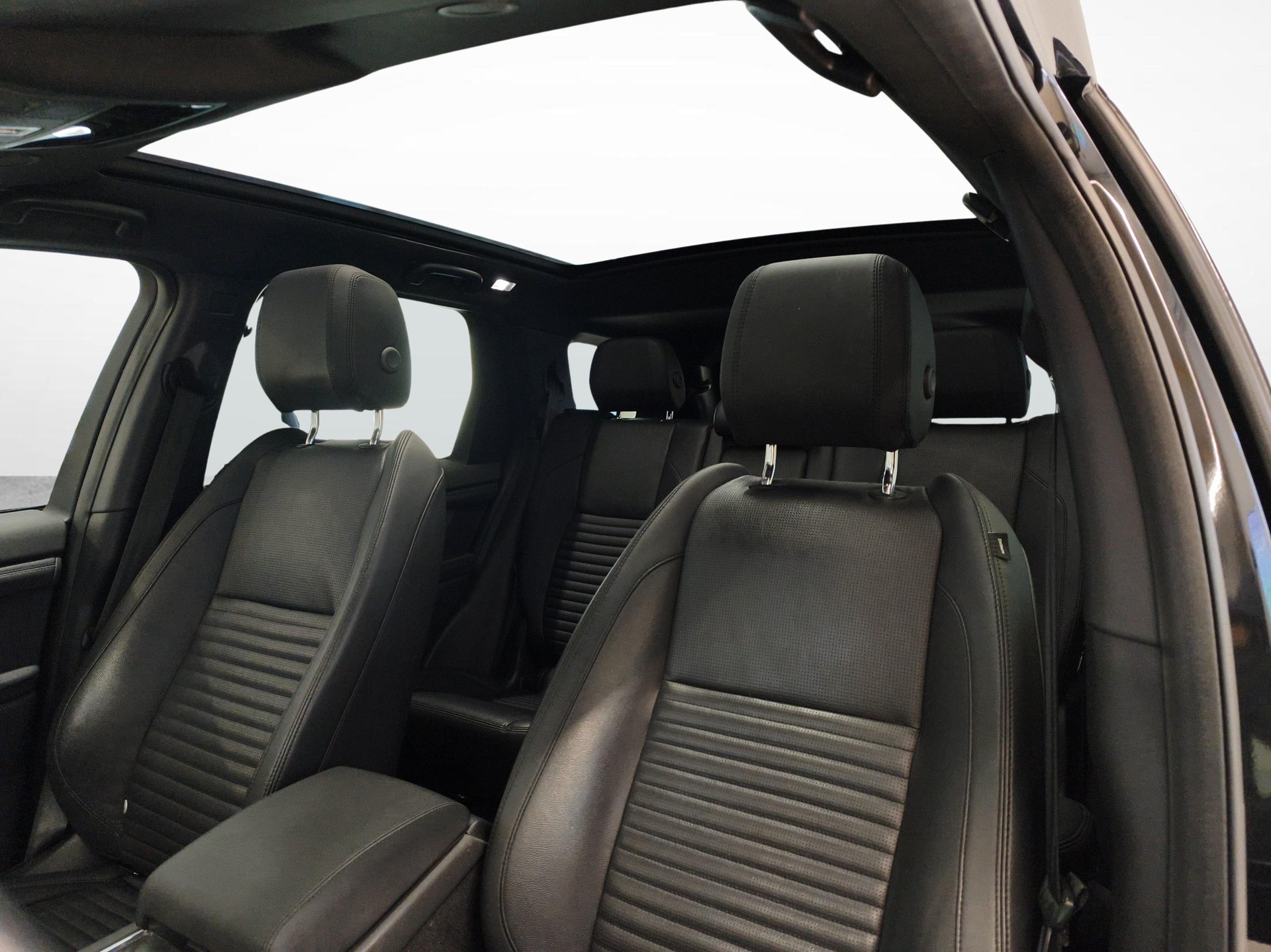 LAND ROVER Discovery Sport 2.0 SD4 200 S - 7P-image-13