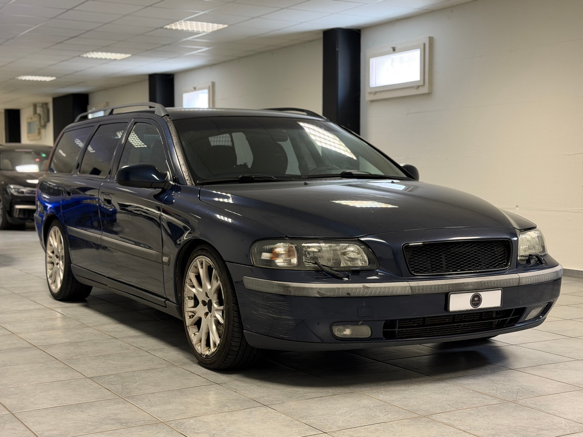 VOLVO V70 T5-image-5