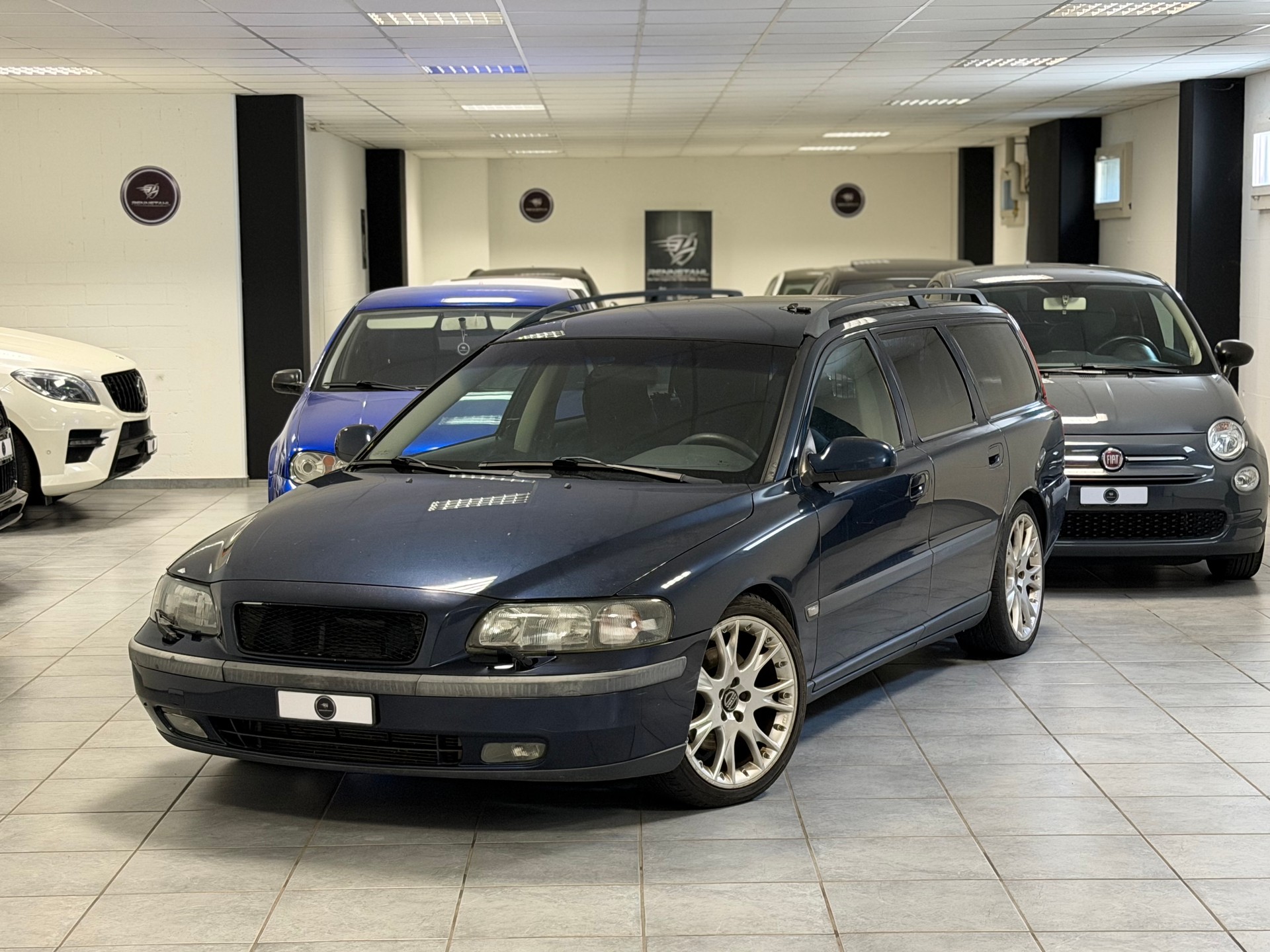 VOLVO V70 T5-image-0