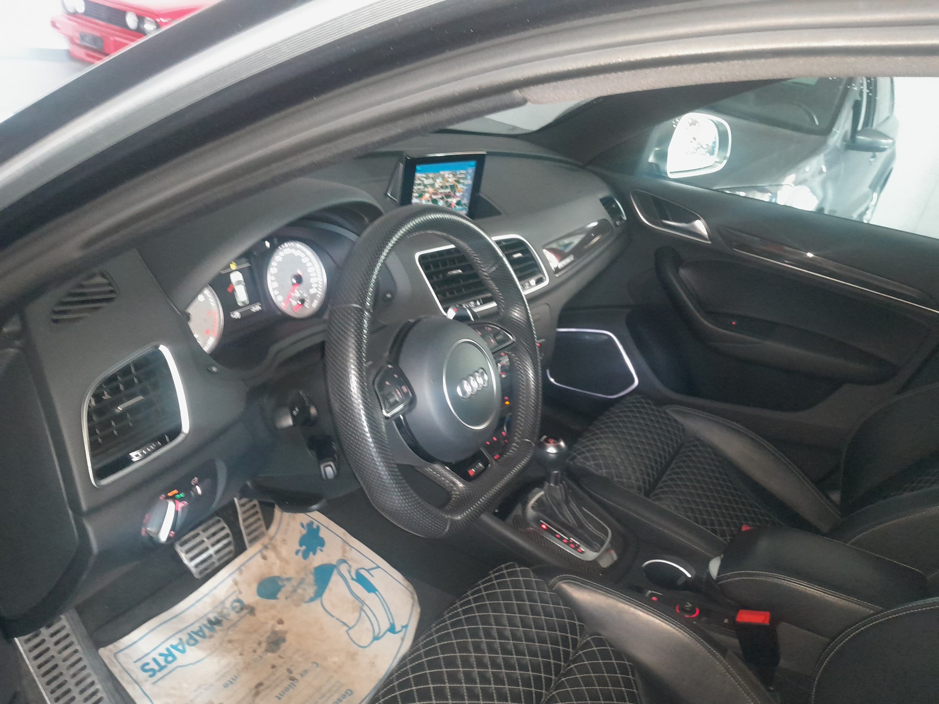 AUDI RS Q3 2.5 TFSI quattro S-tronic-image-3