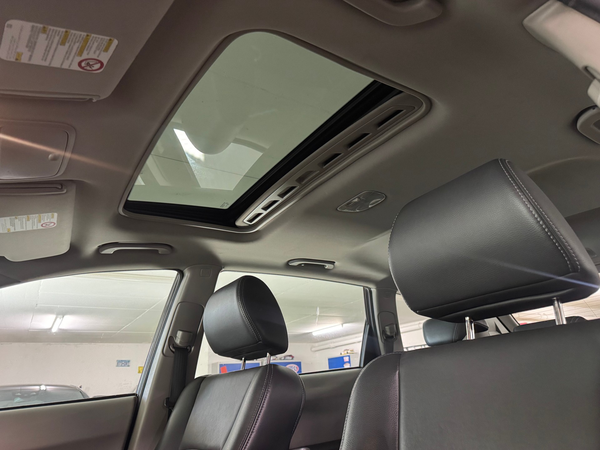 SUBARU Tribeca 3.6 AWD Executive-image-12