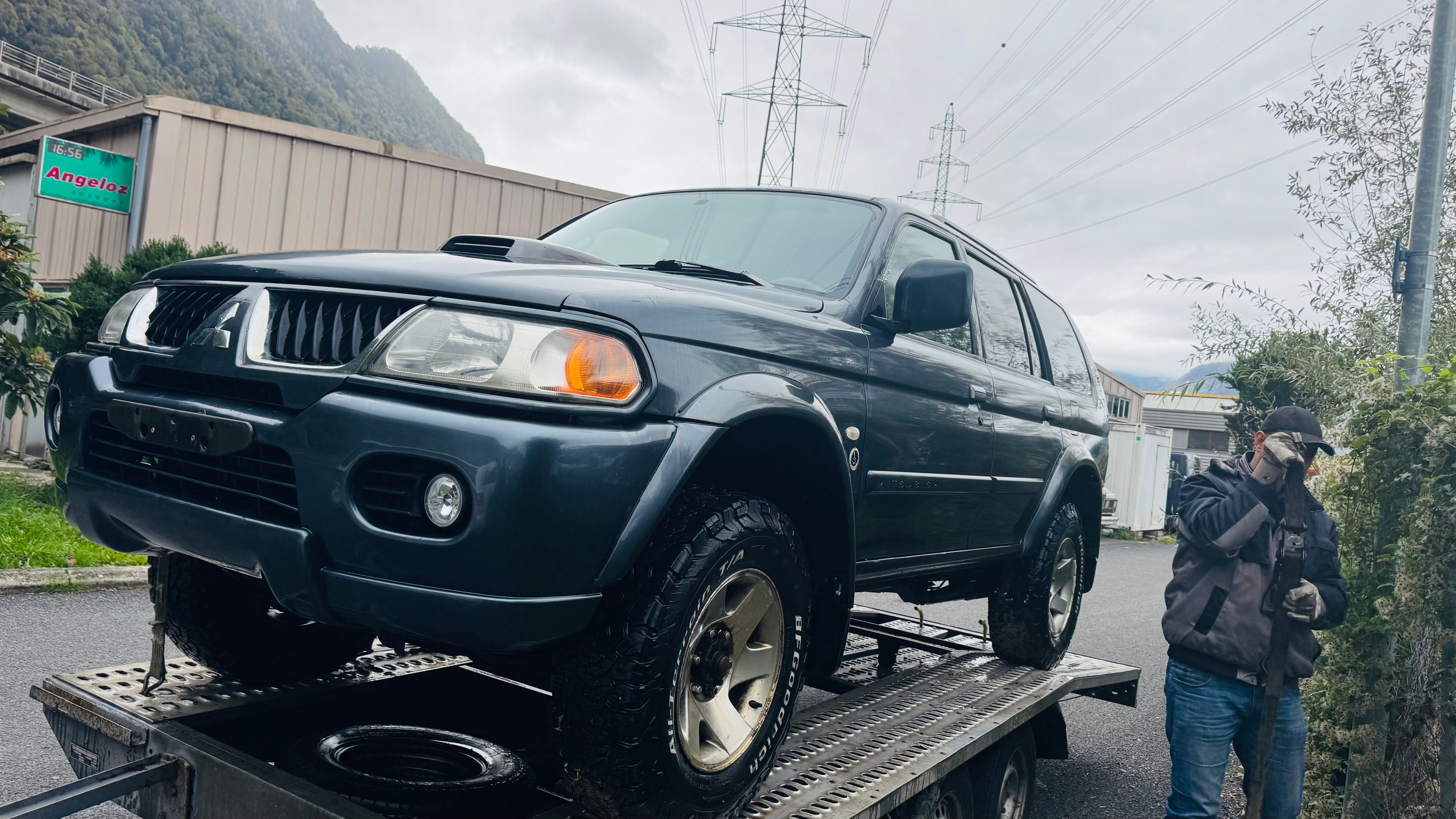 Car photo