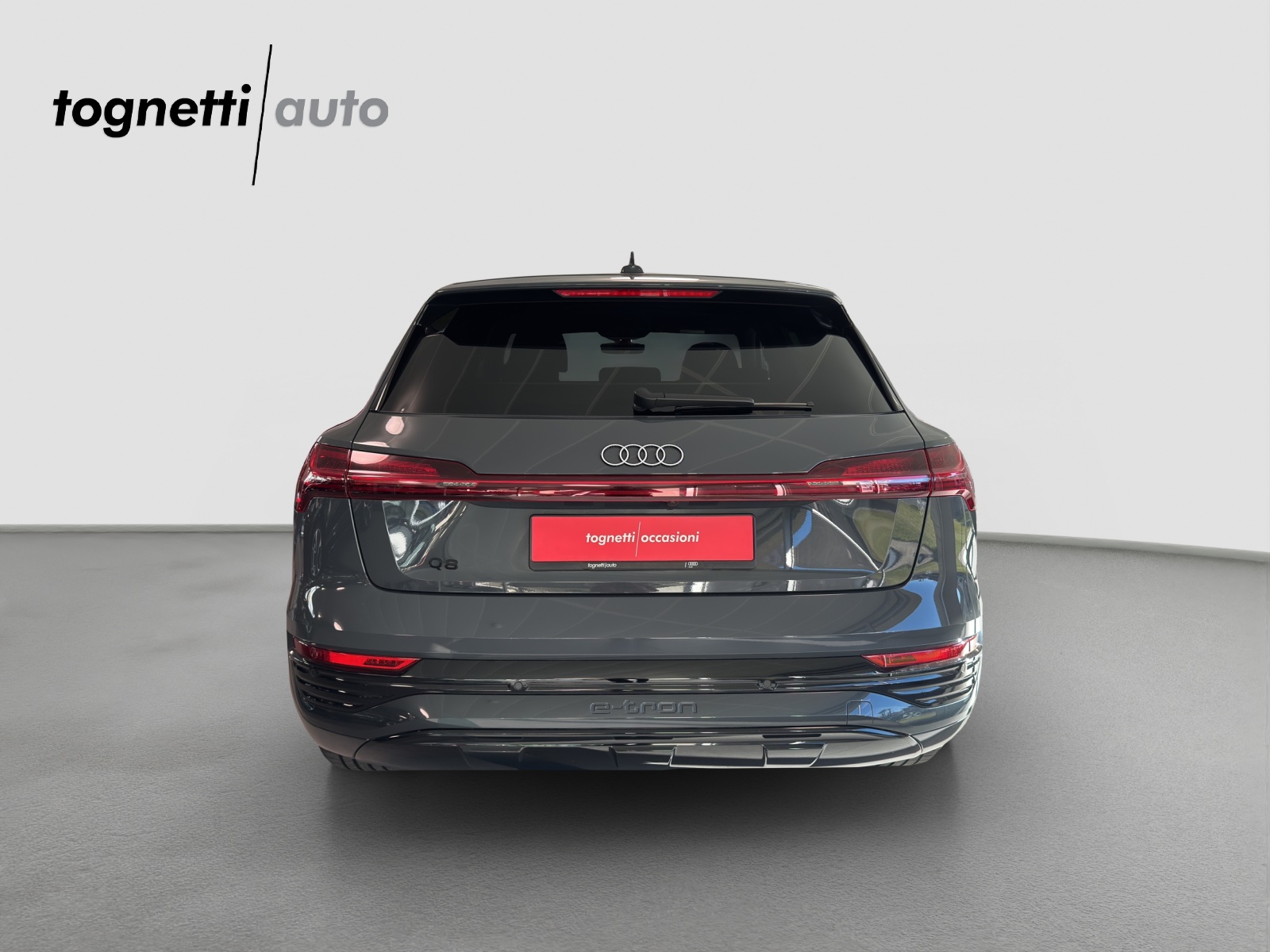 AUDI Q8 50 e-tron advanced quattro-image-5