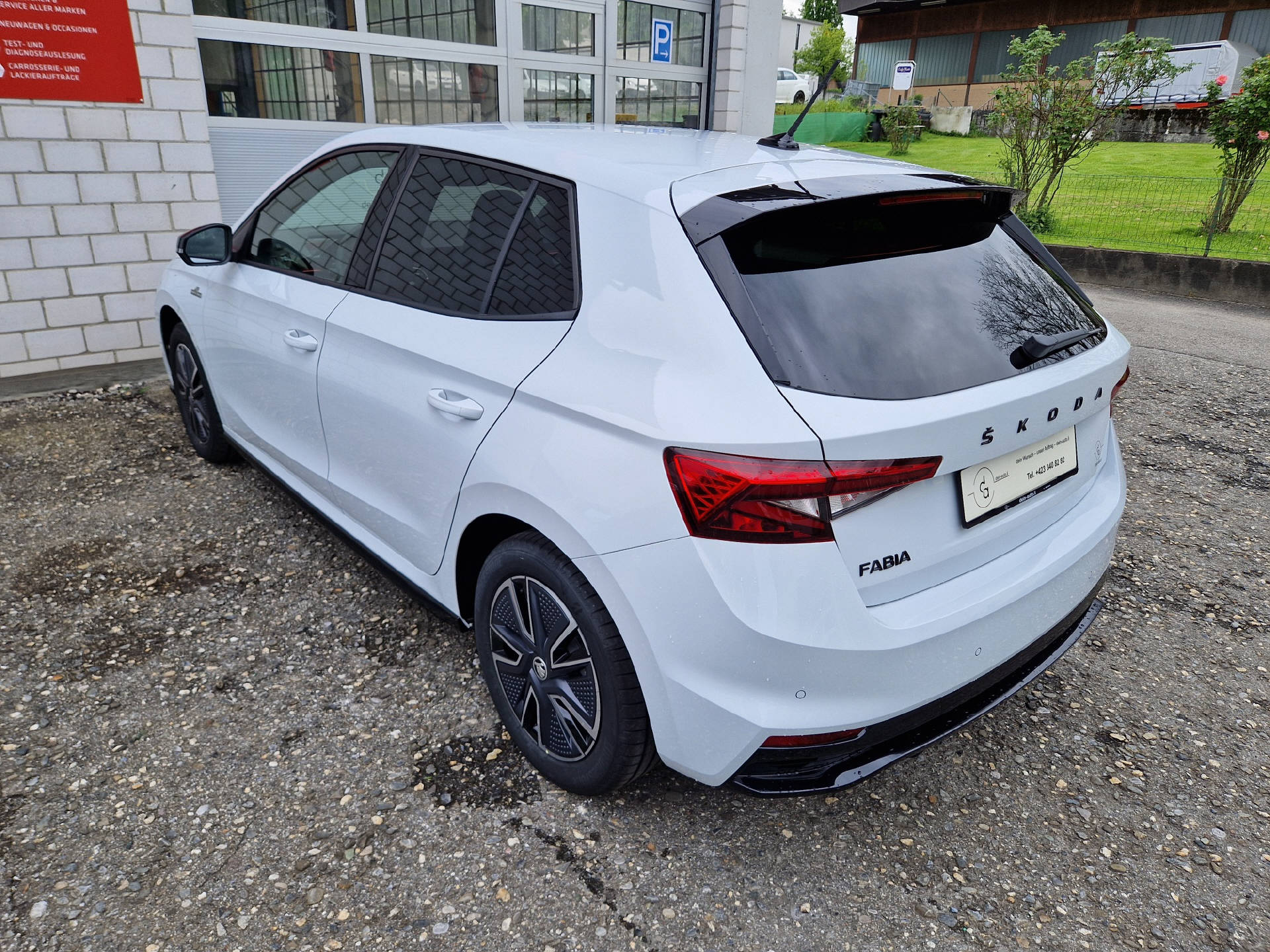 SKODA Fabia 1.0 TSI Monte Carlo DSG-image-4
