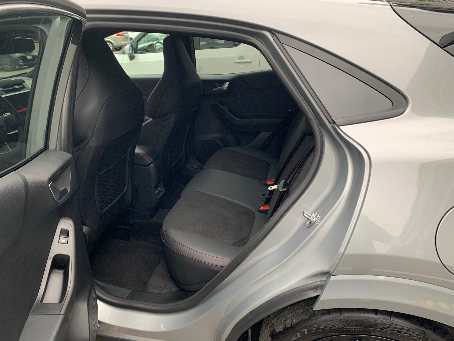 FORD Puma 1.0 MHEV ST Automat-image-7