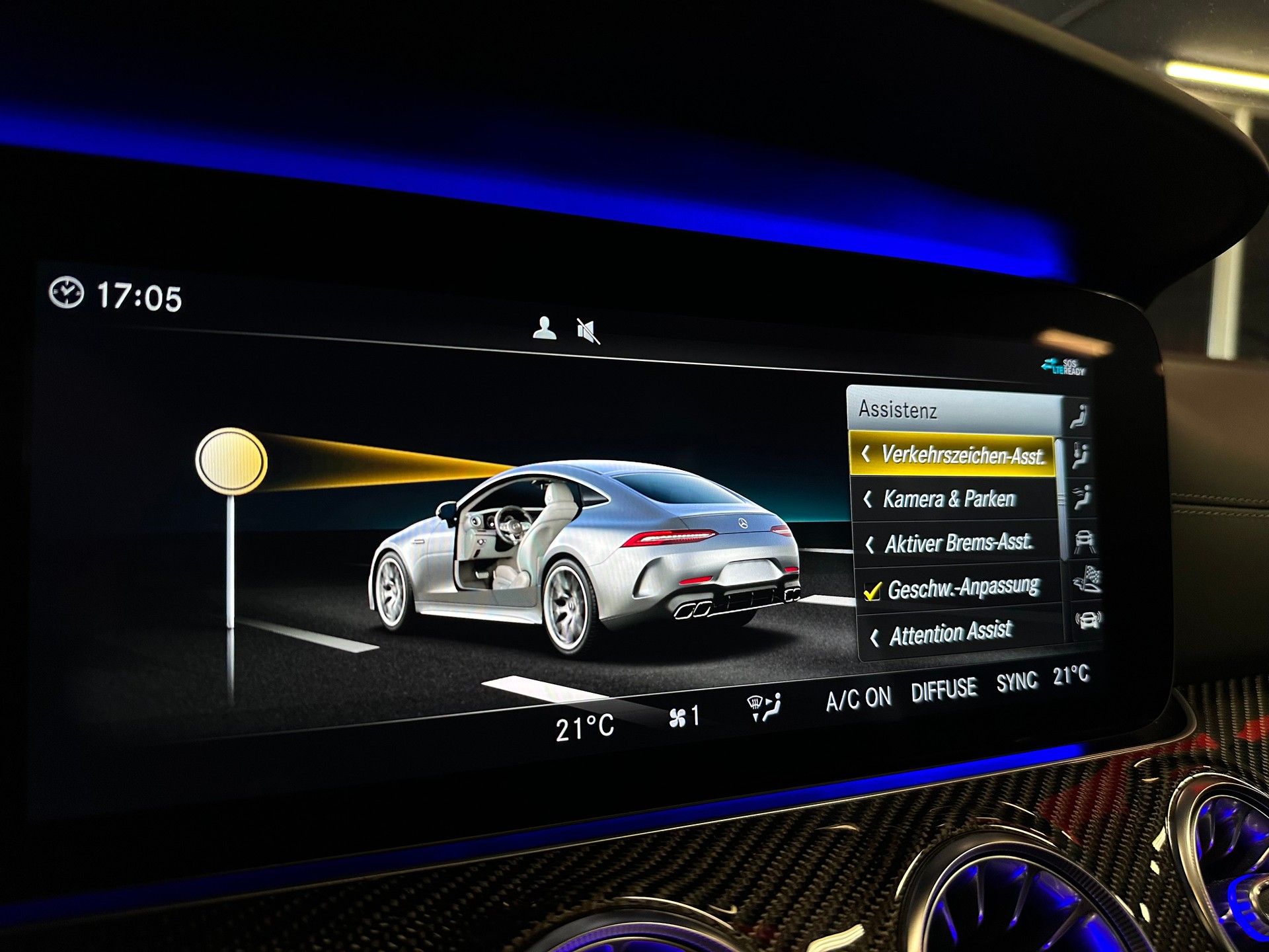 MERCEDES-BENZ AMG GT 4 63 S 4Matic+ Speedshift MCT ** VOLLAUSSTATTUNG **-image-26