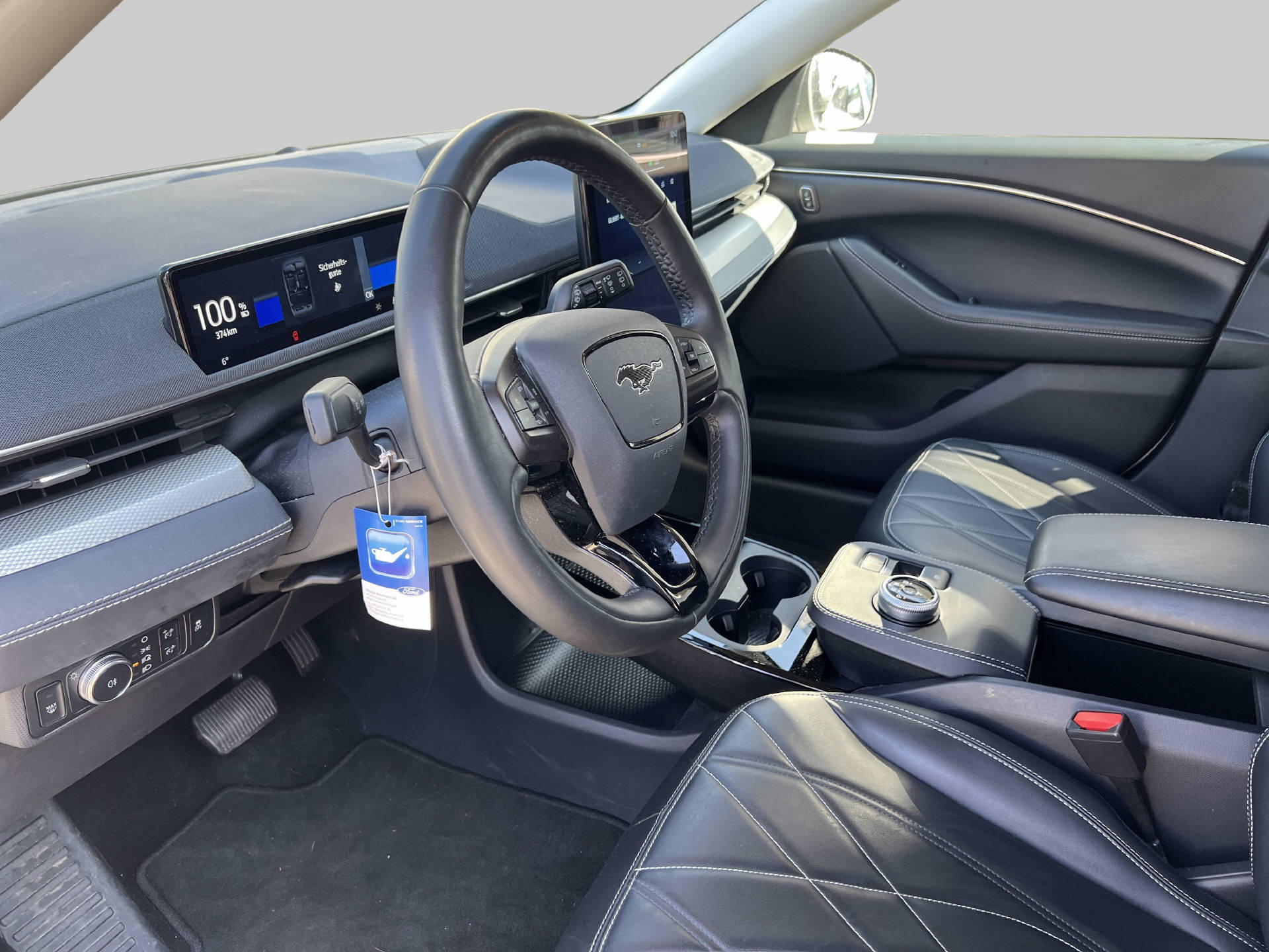 FORD Mustang Mach-E Standard-image-5