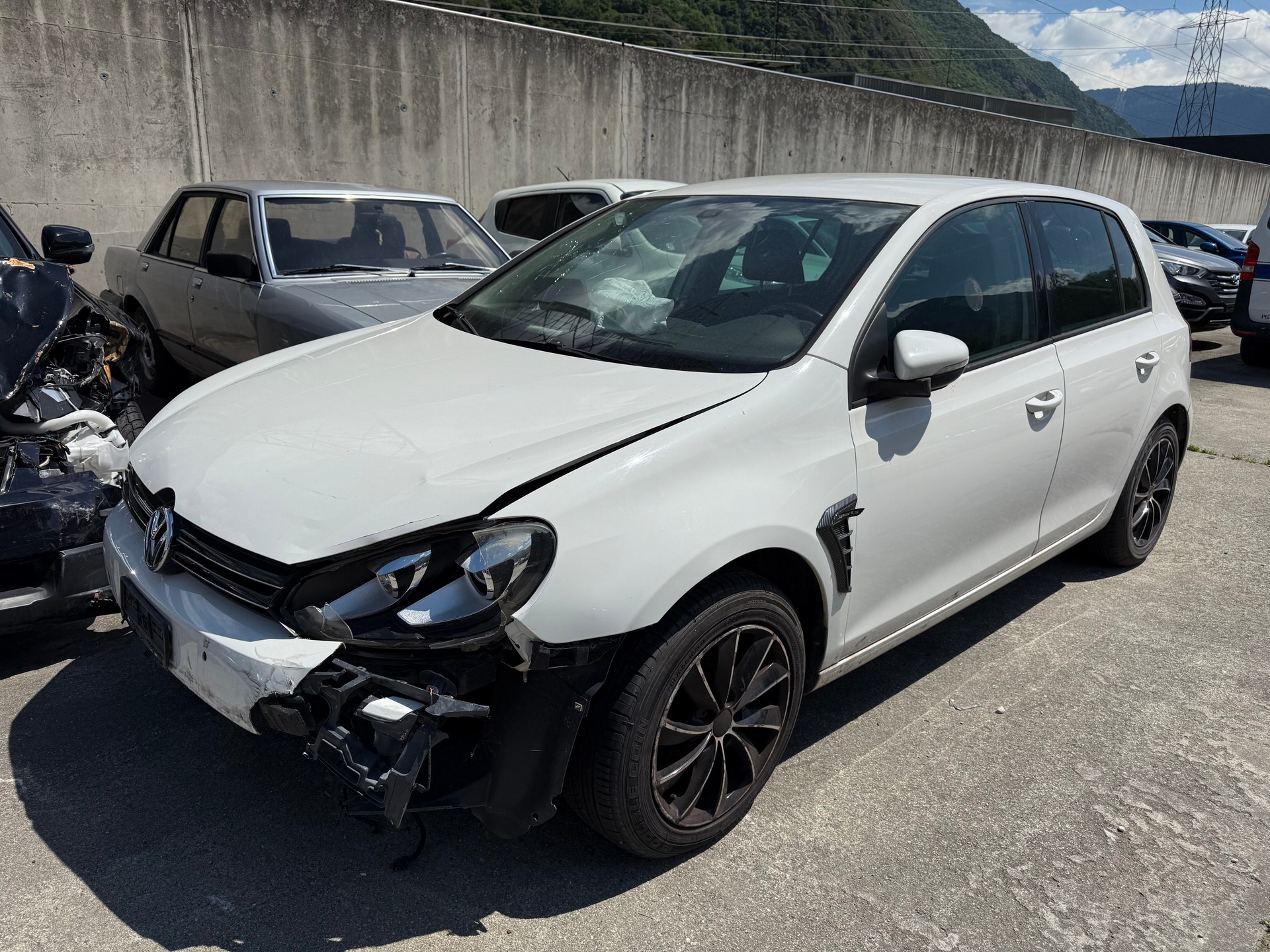 VW Golf 1.2 TSI Trendline-image-0