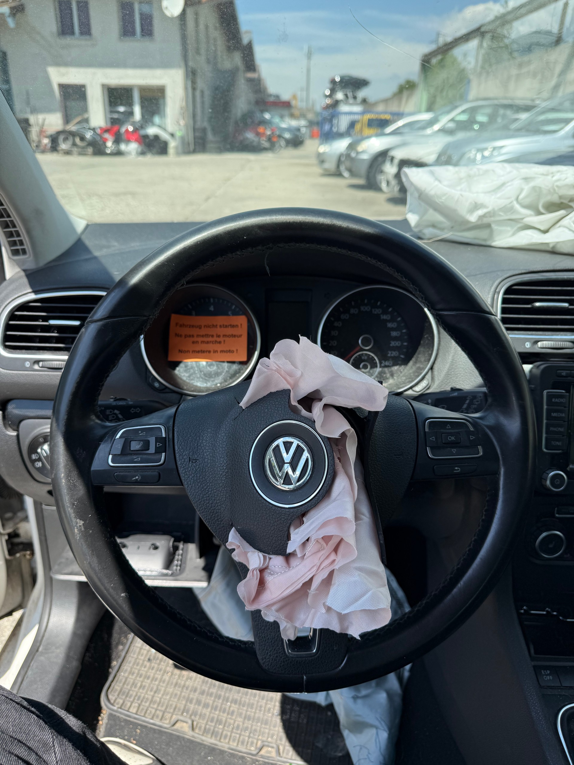 VW Golf 1.2 TSI Trendline-image-12