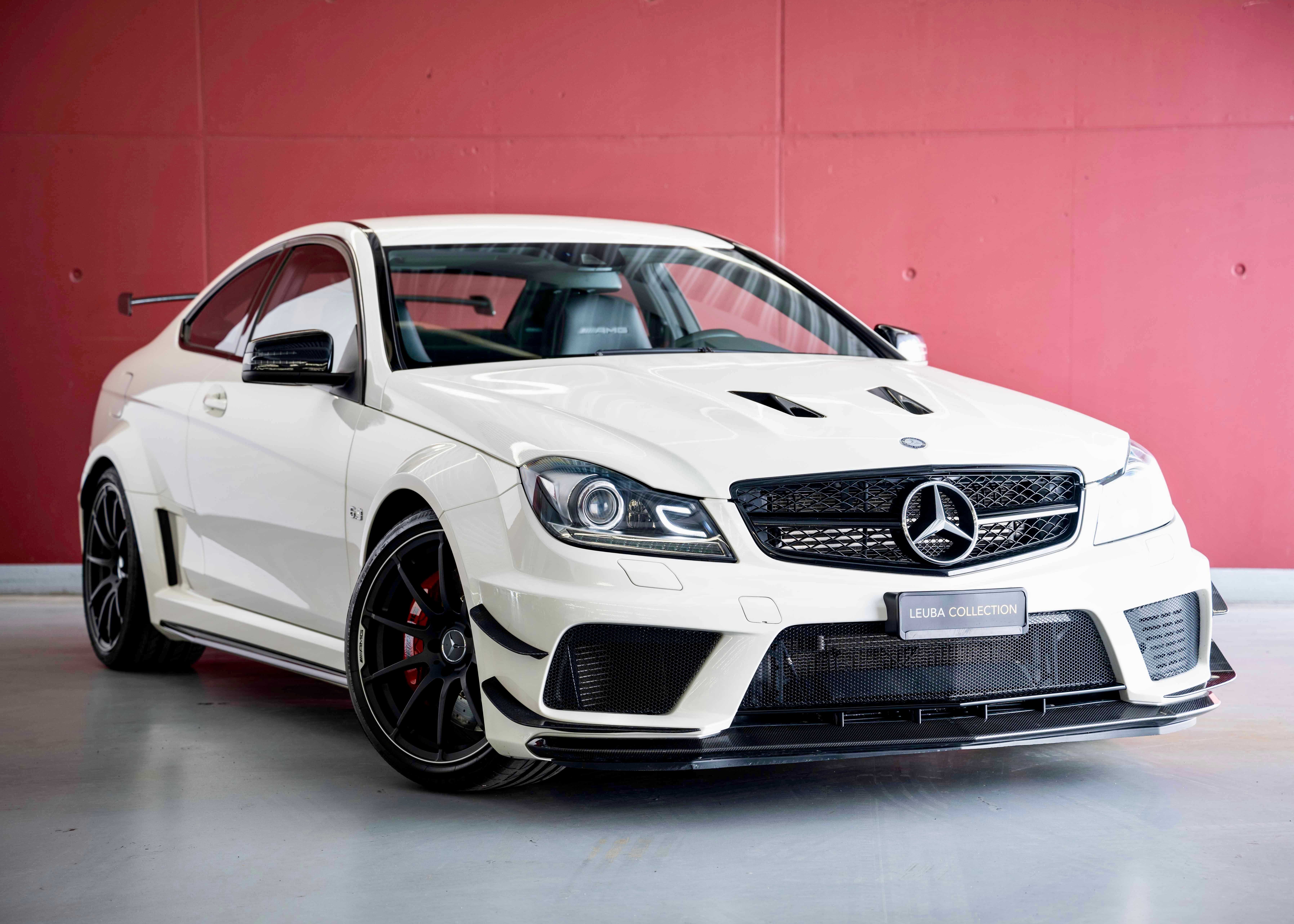 Photo MERCEDES-BENZ C-63-AMG C 63 Coupé AMG Black Series (1st hand, 1st paint, Bucket seats, Aerodynamic Package)