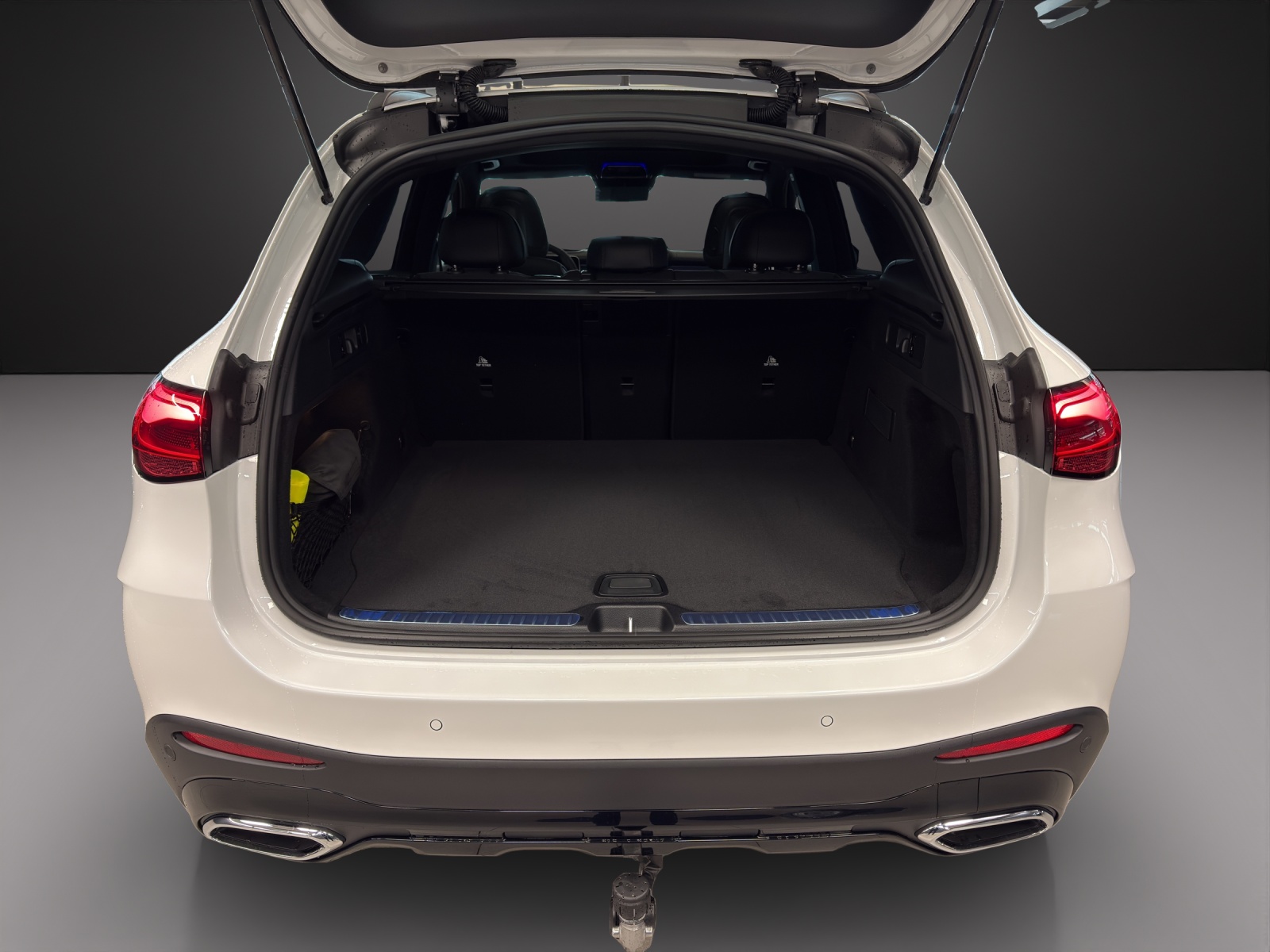 MERCEDES-BENZ GLC 200 4Matic 9G-Tronic AMG Line-image-6