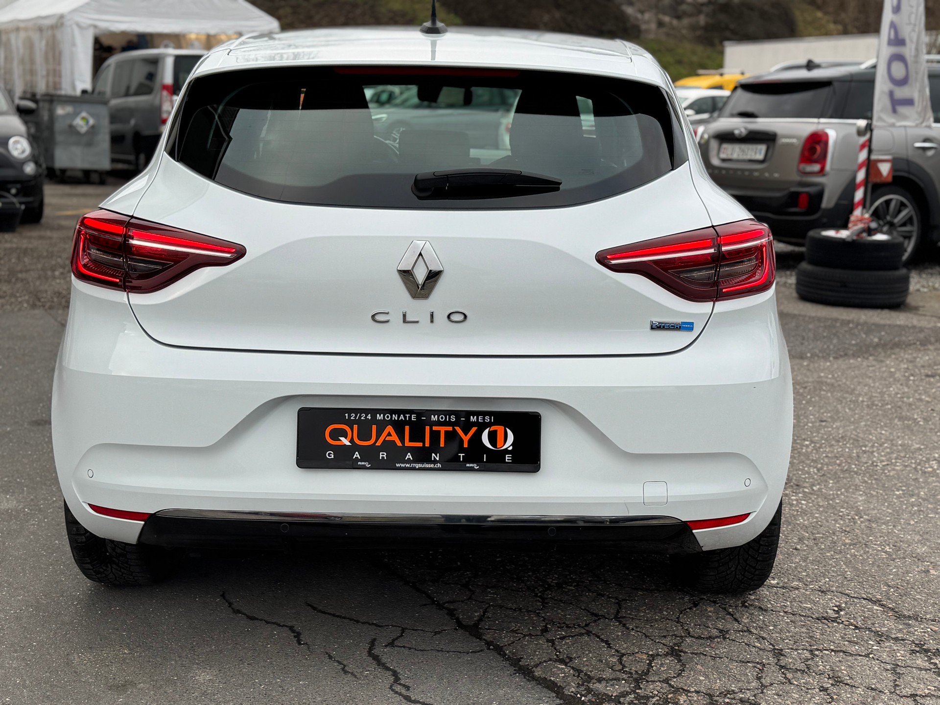 RENAULT Clio 1.6 E-Tech Edition One-image-4