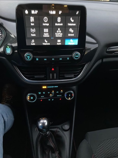 FORD Fiesta 1.0 SCTi MHEV ST-Line-image-12